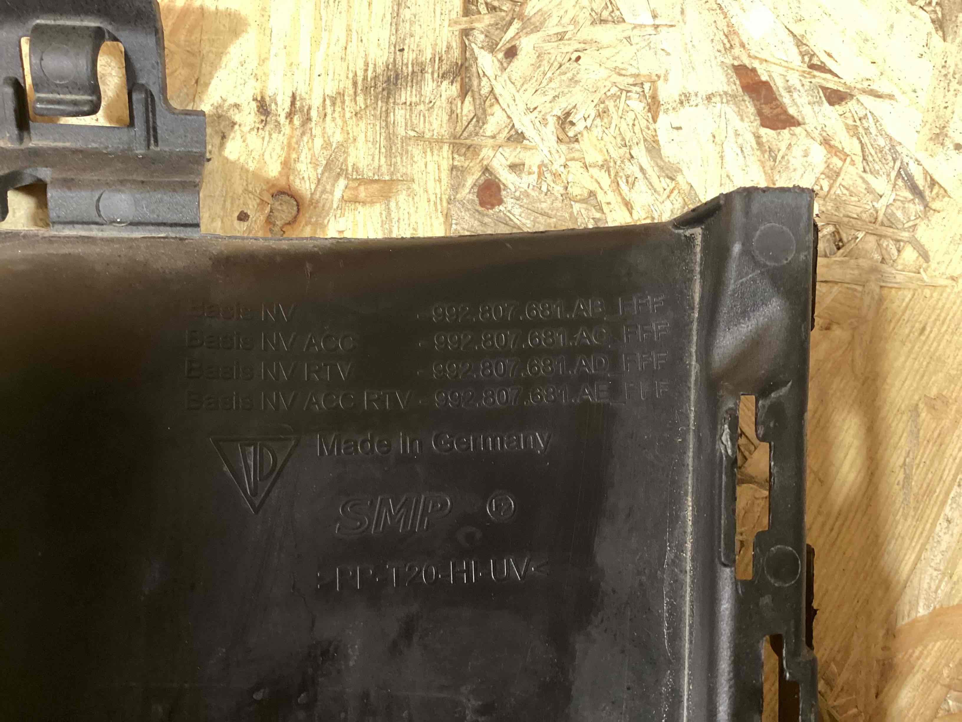 Заглушка, вставка (решетка) в бампер Porsche 911 100426-102