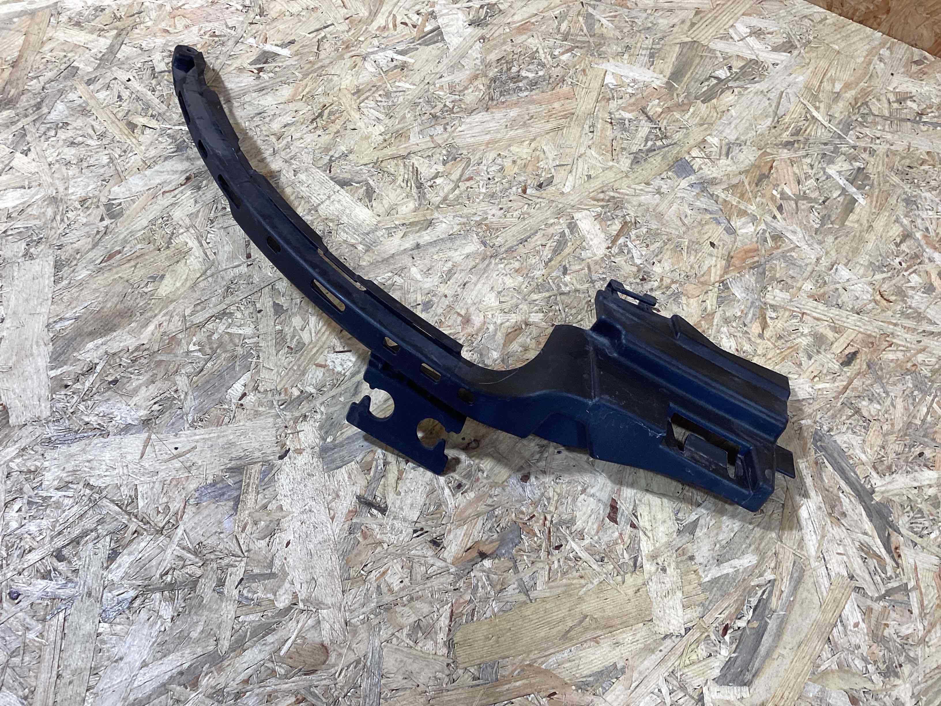 Крепление бампера Porsche 911 100426-105