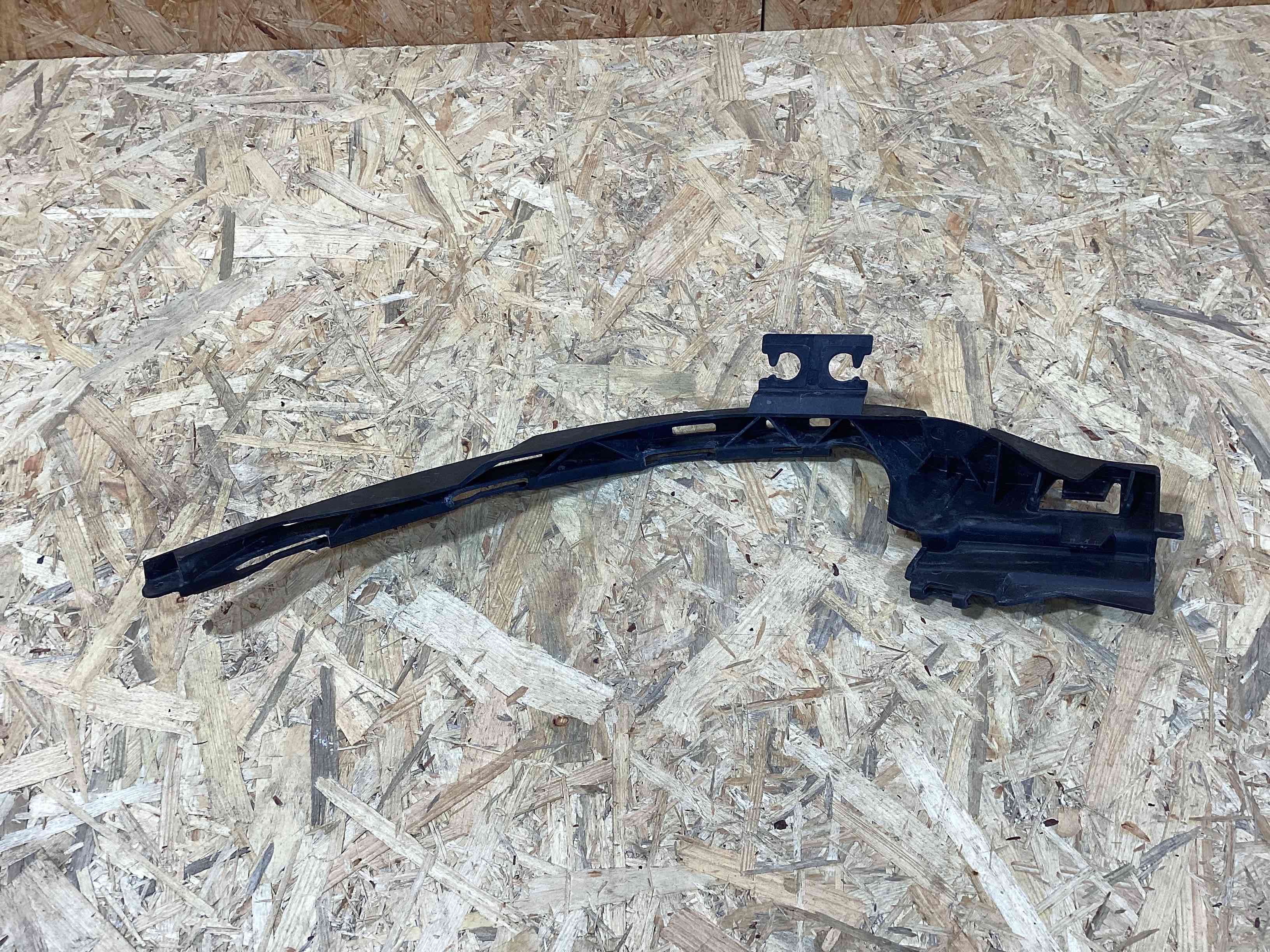 Крепление бампера Porsche 911 100426-105