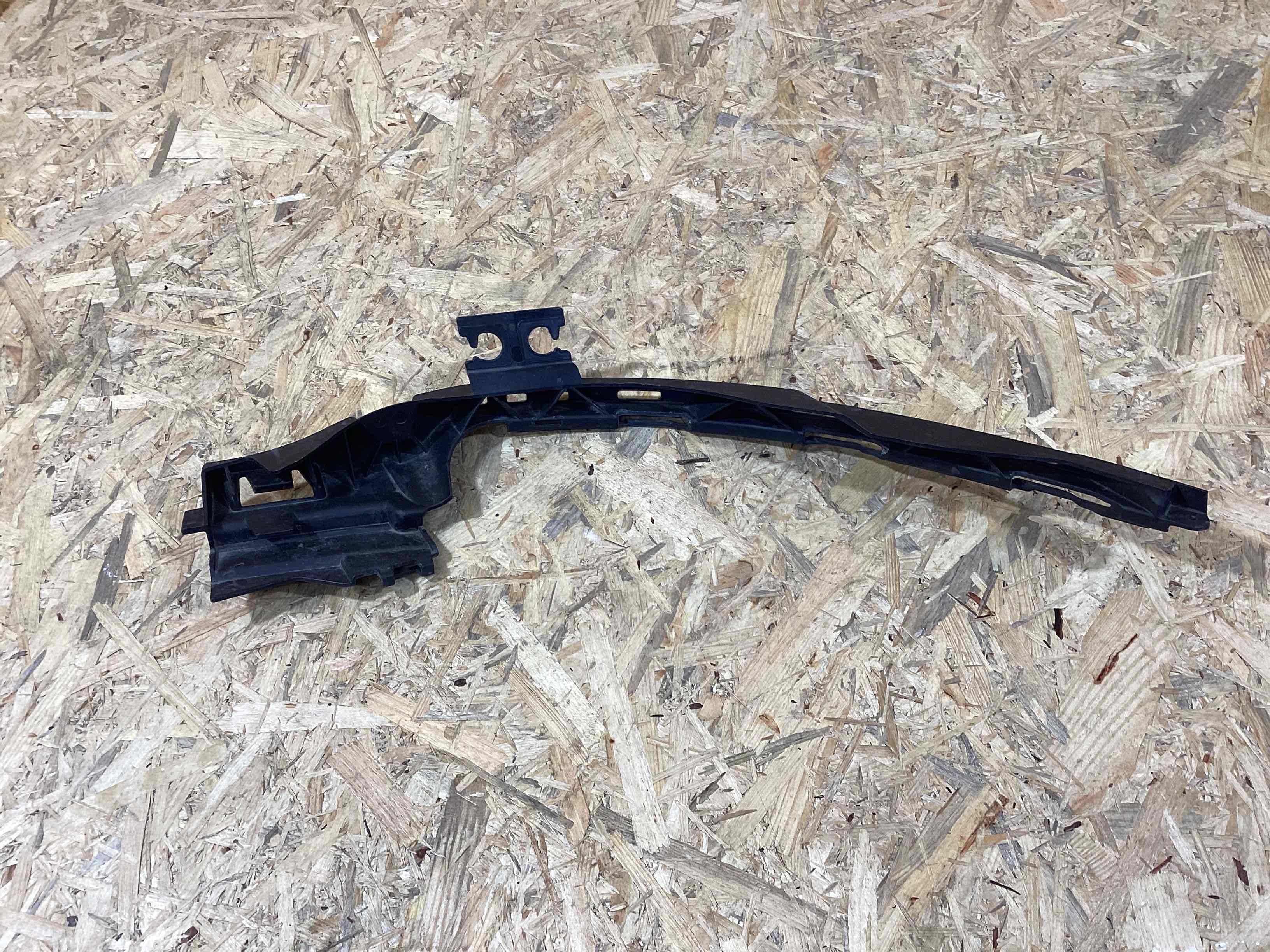 Крепление бампера Porsche 911 100426-106