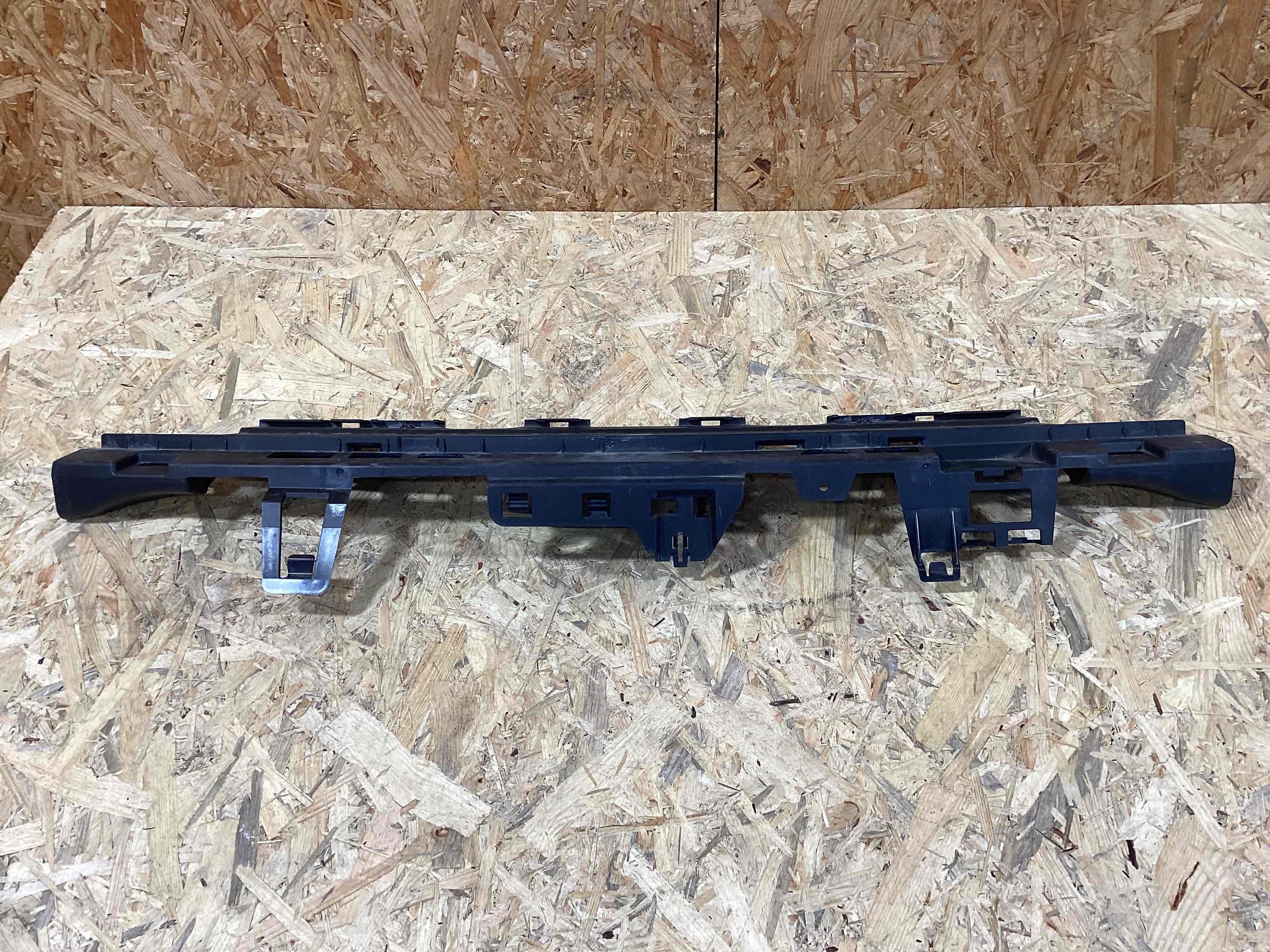 Крепление бампера Porsche 911 100426-109