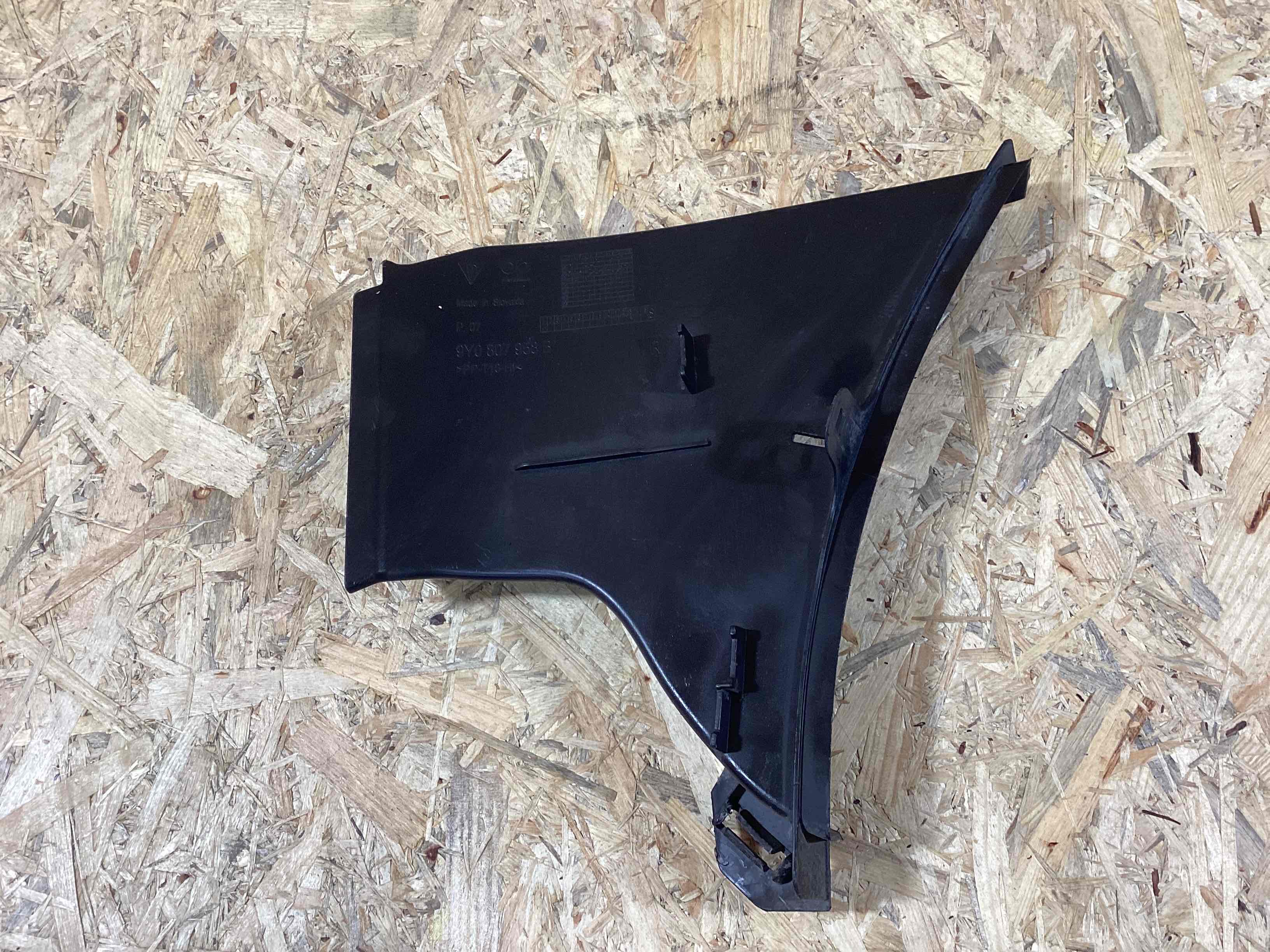 Воздуховод Porsche Cayenne 100426-111