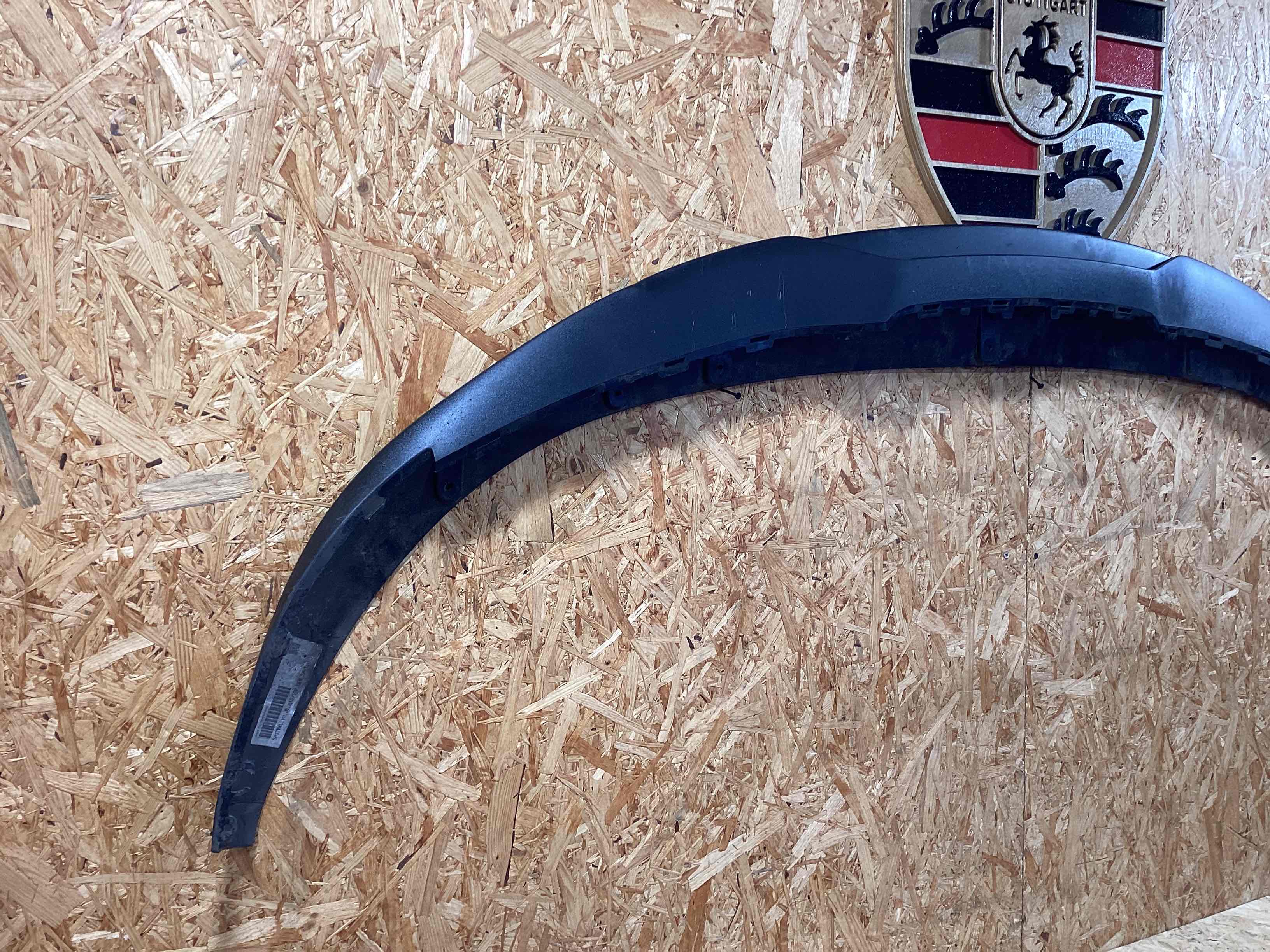 Юбка бампера нижняя Porsche Taycan 100426-115