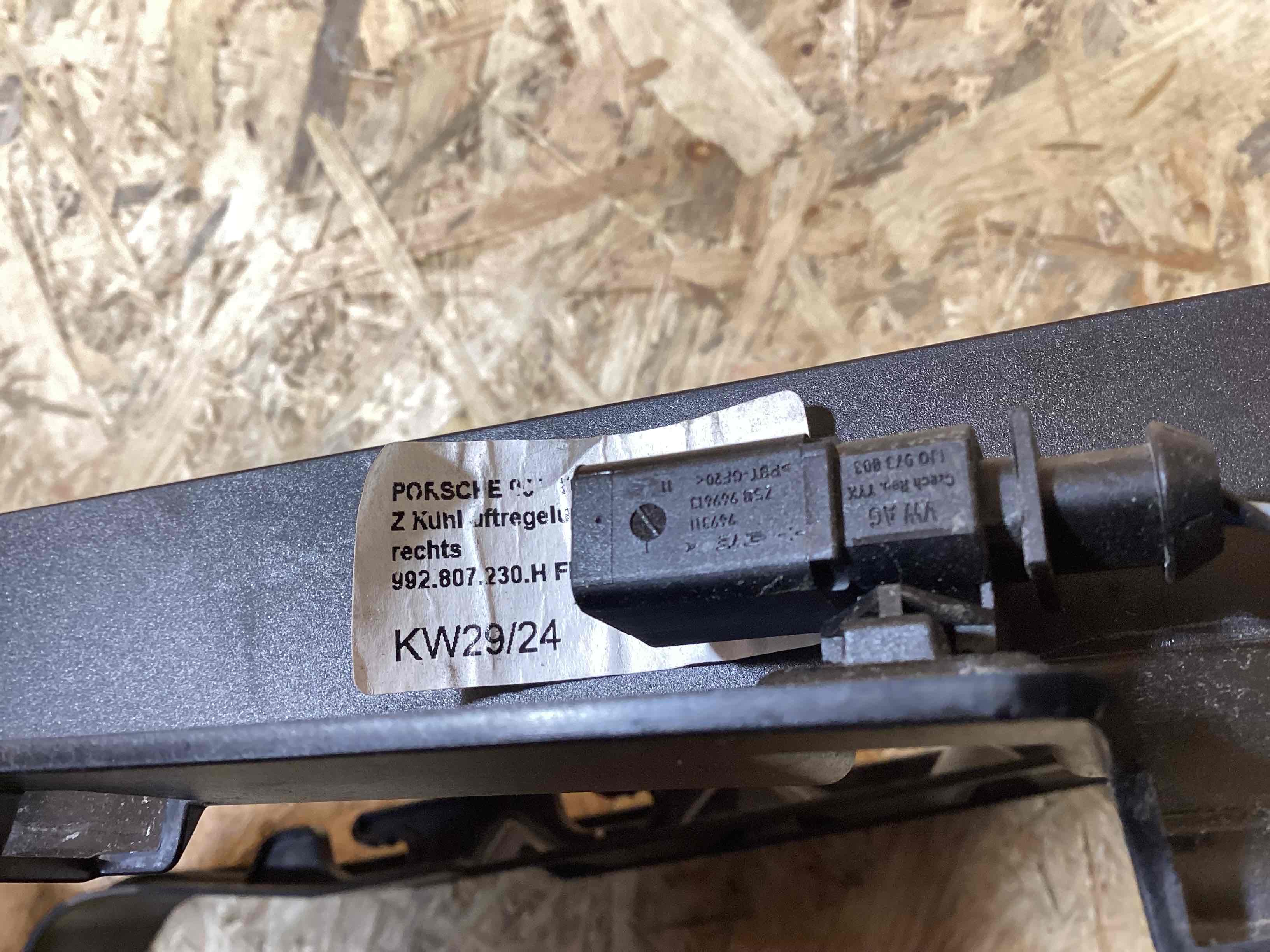 Жалюзи радиатора Porsche 911 100426-117