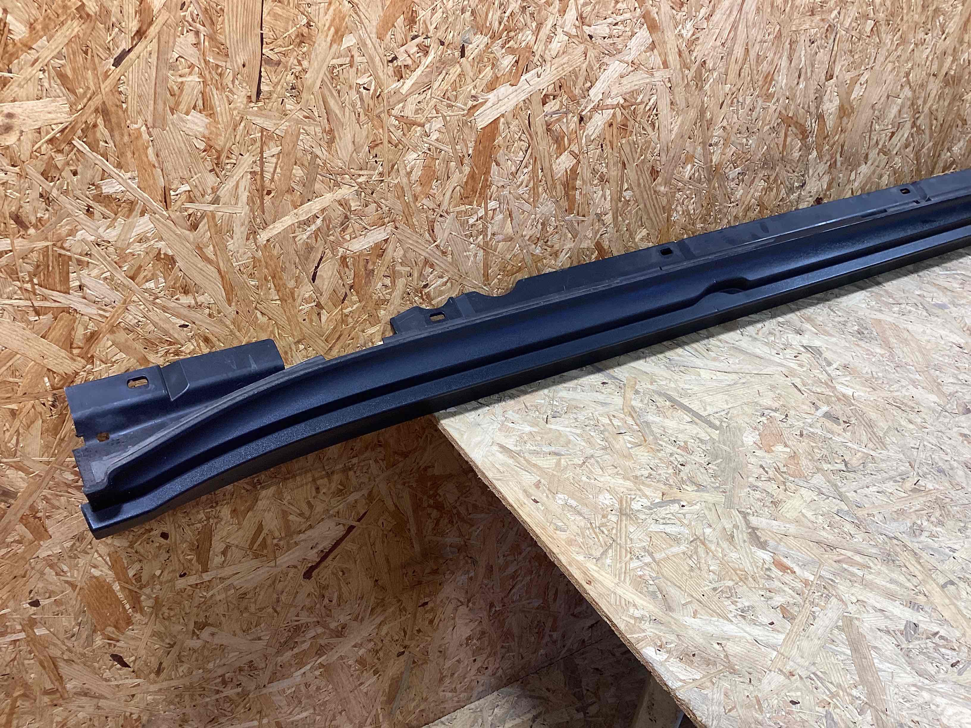 Порог правый Porsche Macan 100426-127