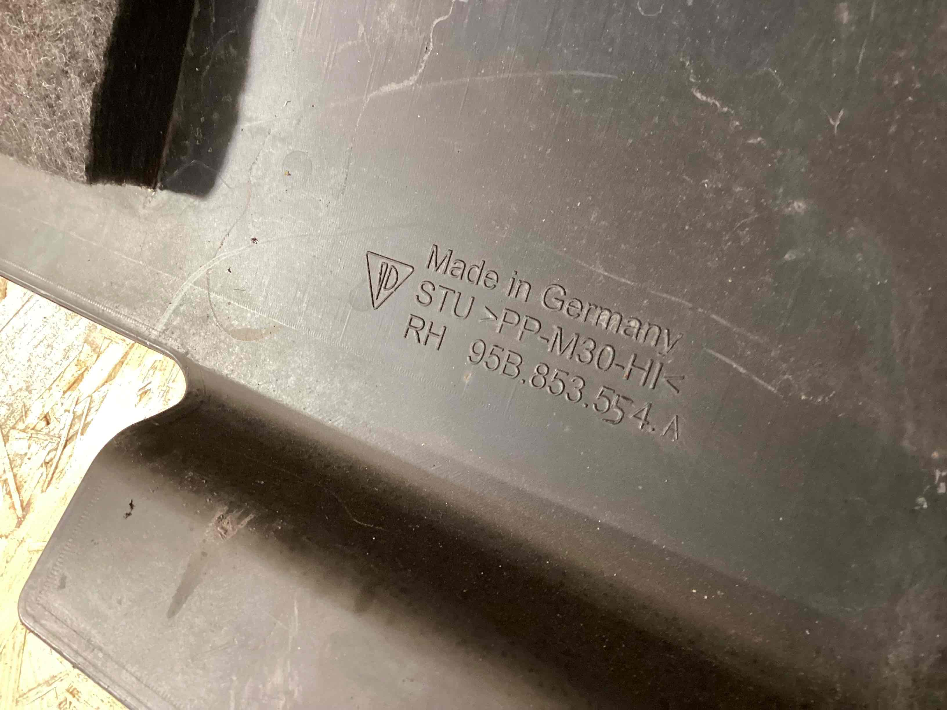 Порог правый Porsche Macan 100426-127