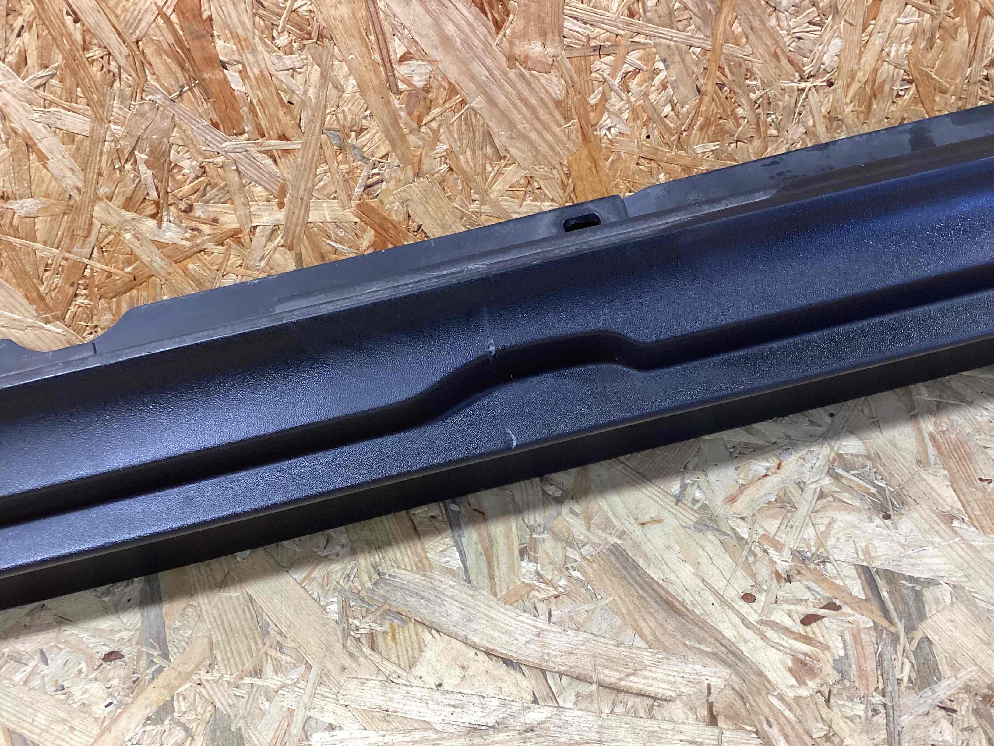 Порог правый Porsche Macan 100426-127