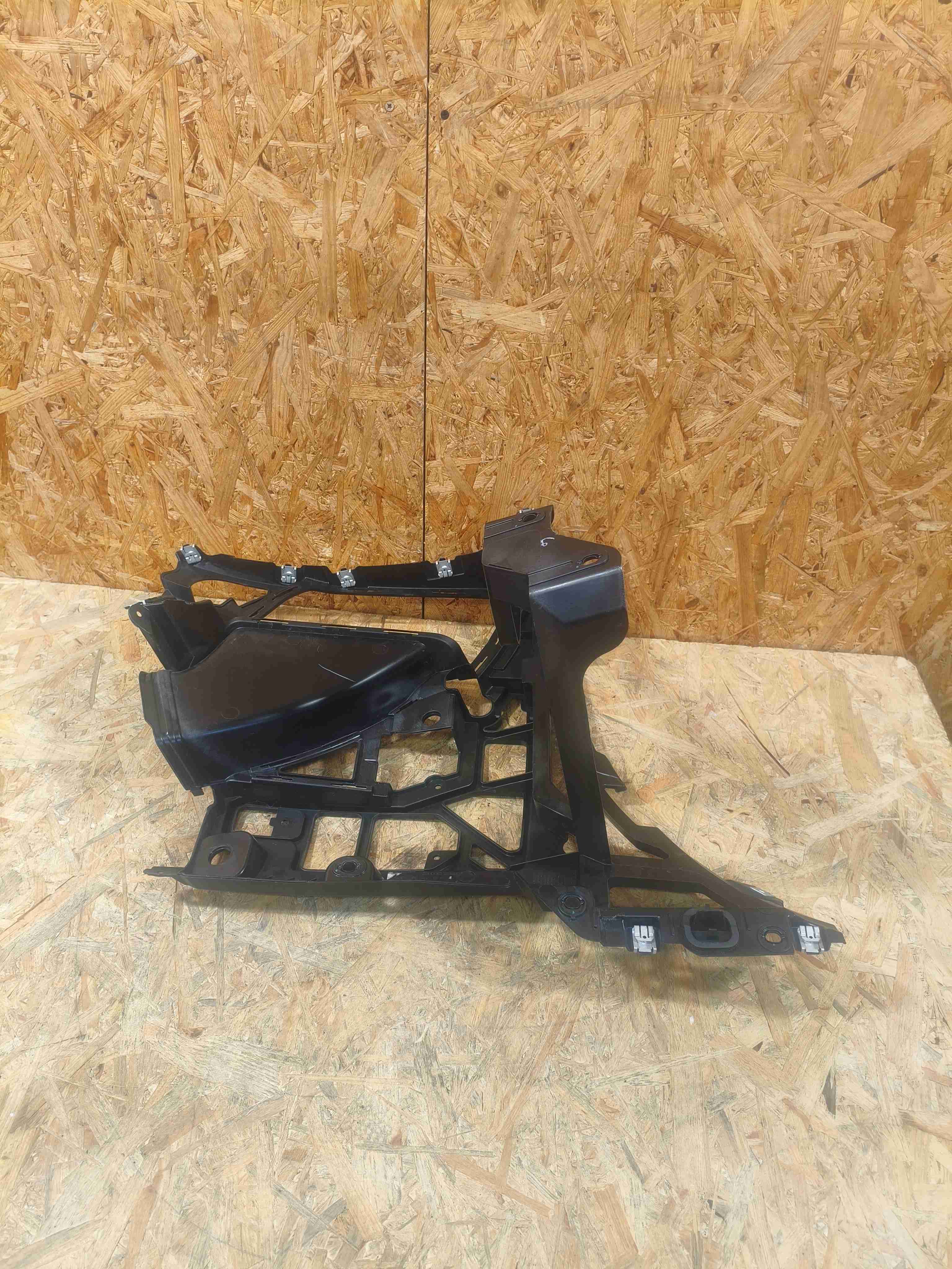 Крепление бампера Porsche 911 100826-105