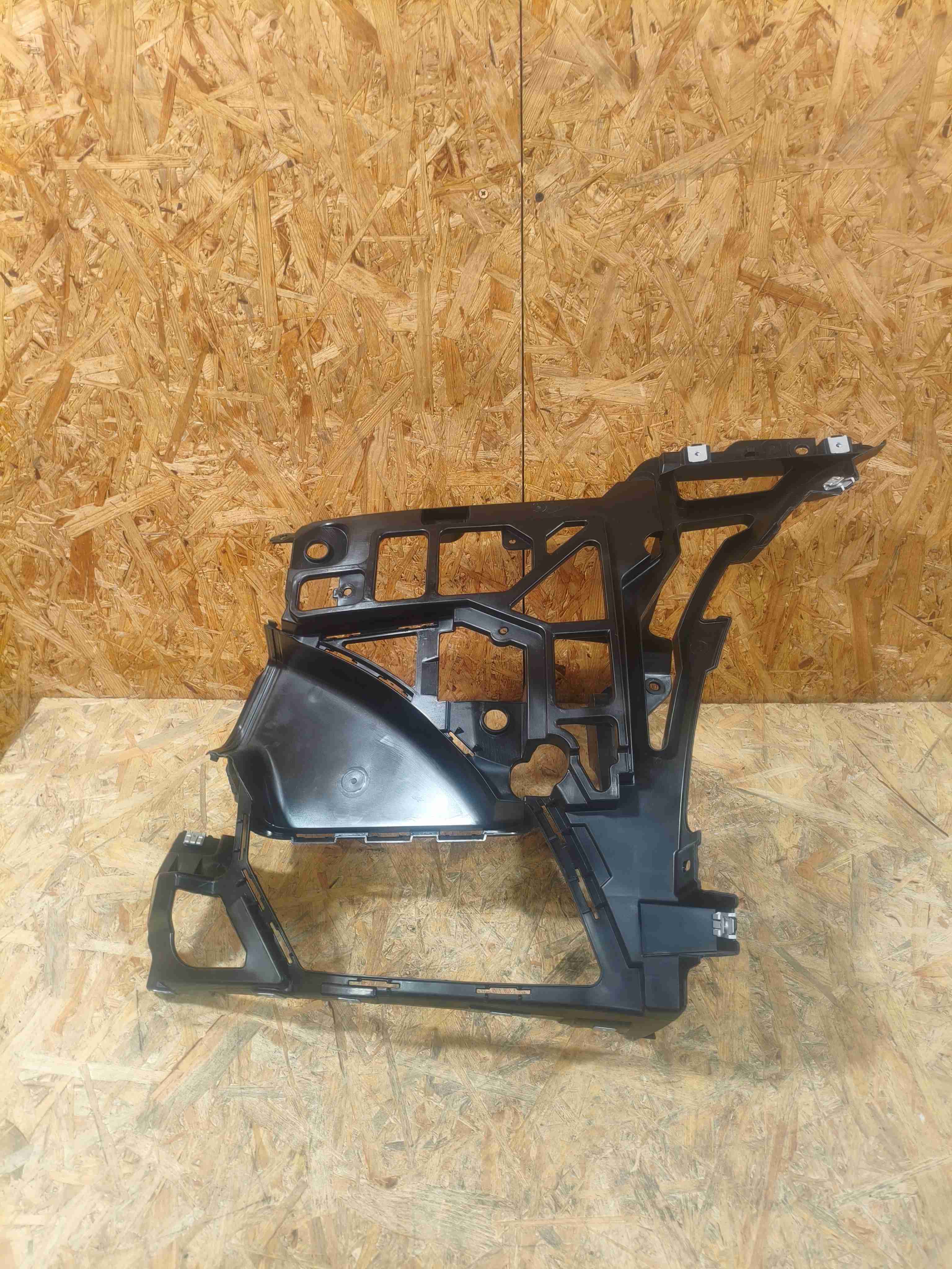 Крепление бампера Porsche 911 100826-105