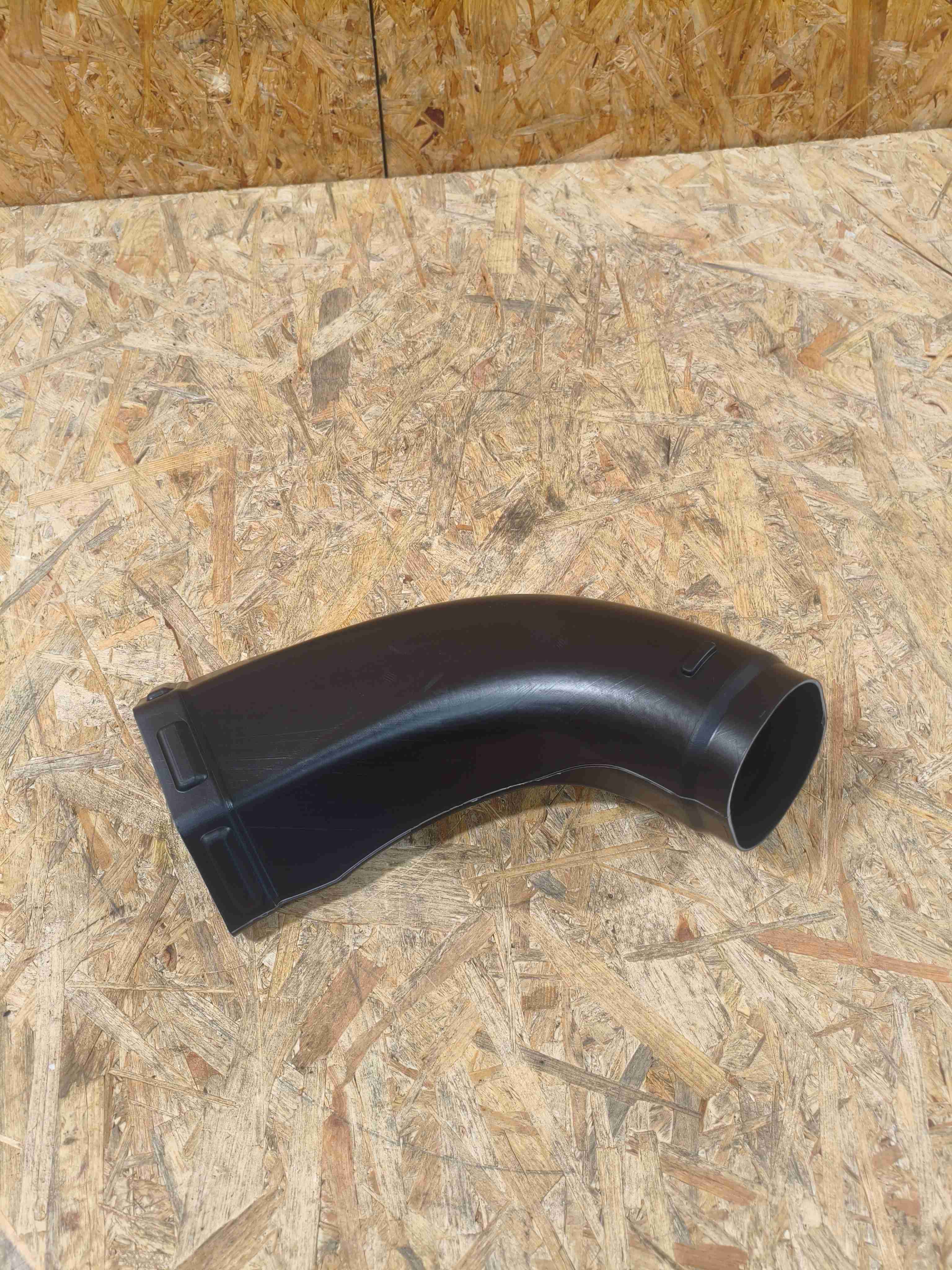 Воздуховод Porsche 911 100826-106