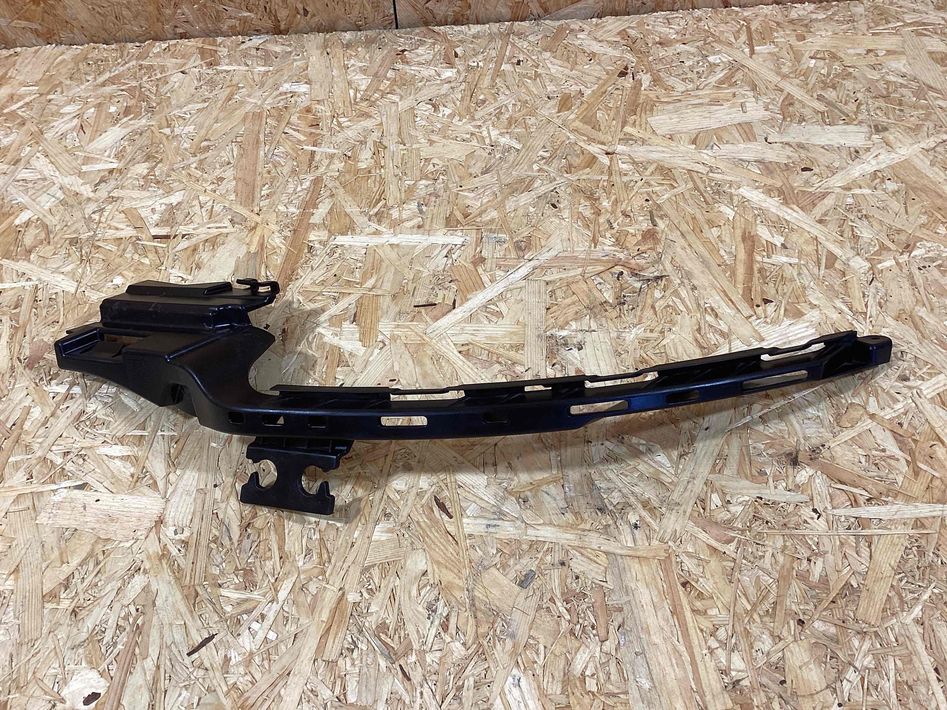 Крепление бампера Porsche 911 100925-116