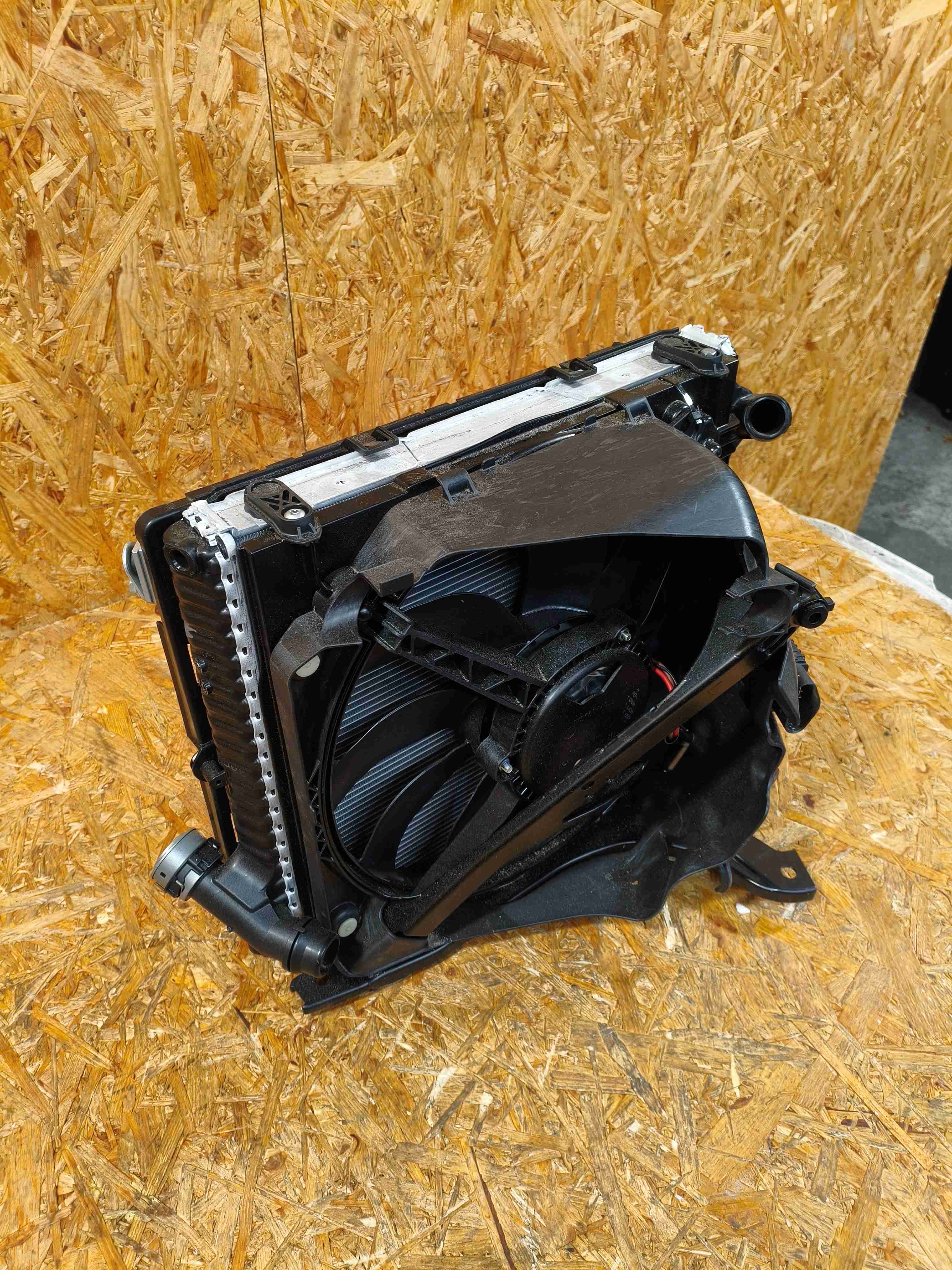 Кассета радиаторов Porsche 911 080126-101