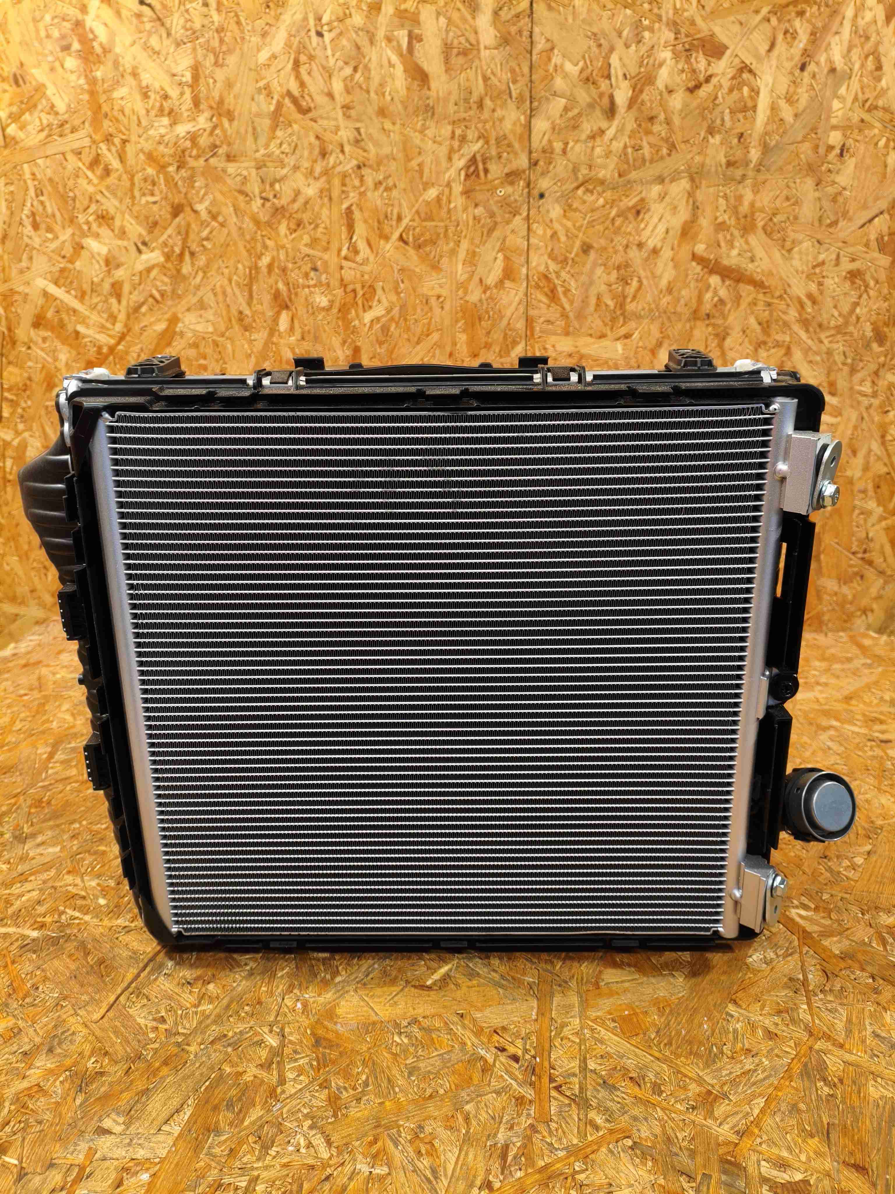 Кассета радиаторов Porsche 911 080126-101