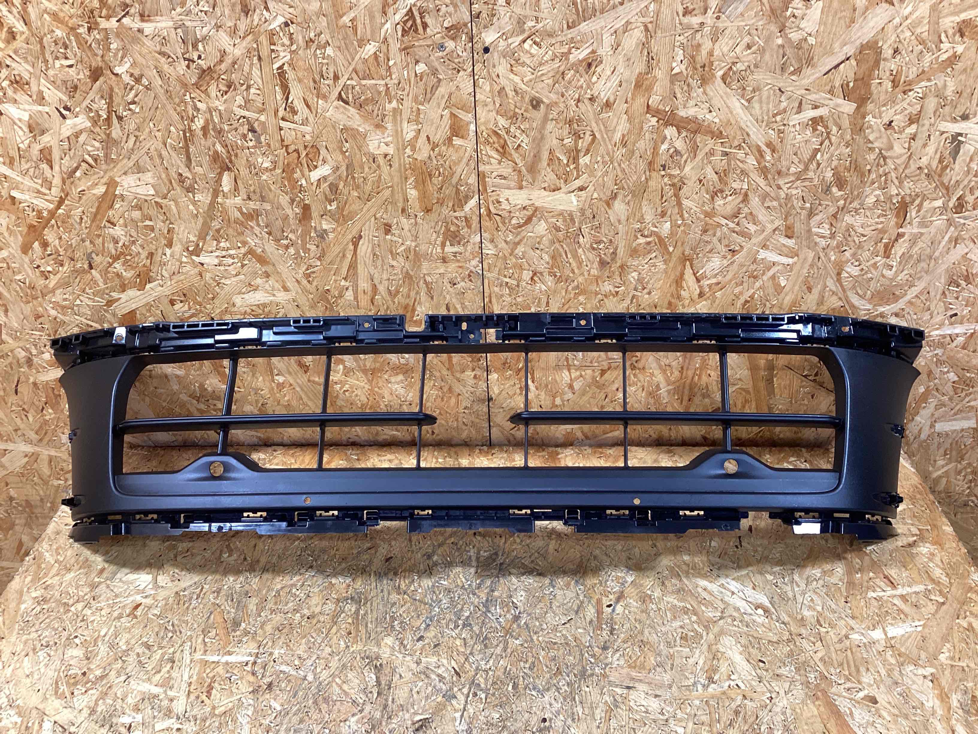 Заглушка, вставка (решетка) в бампер Porsche Panamera 101025-101