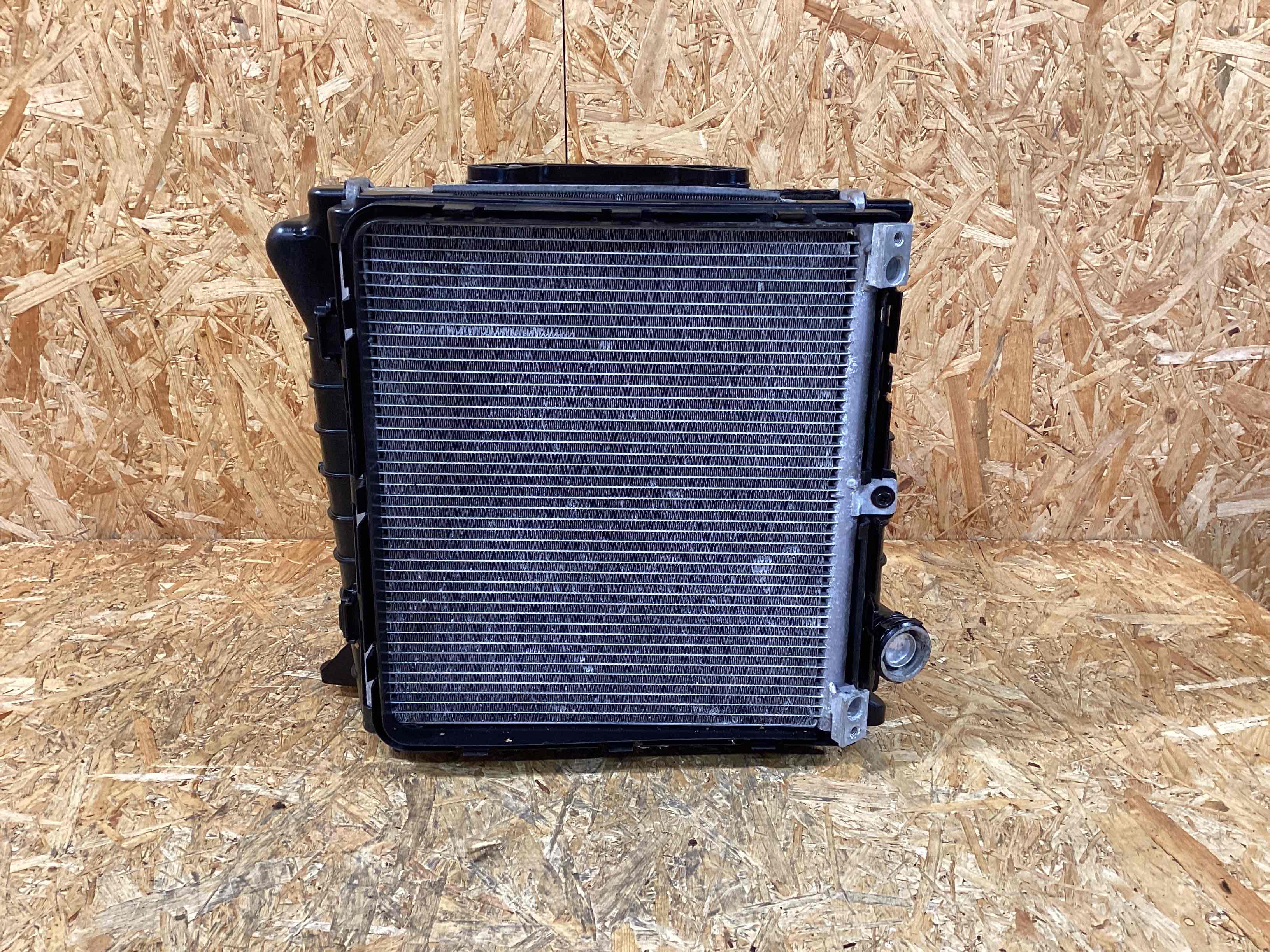 Вентилятор радиатора, вентиляторы Porsche 911 101025-107