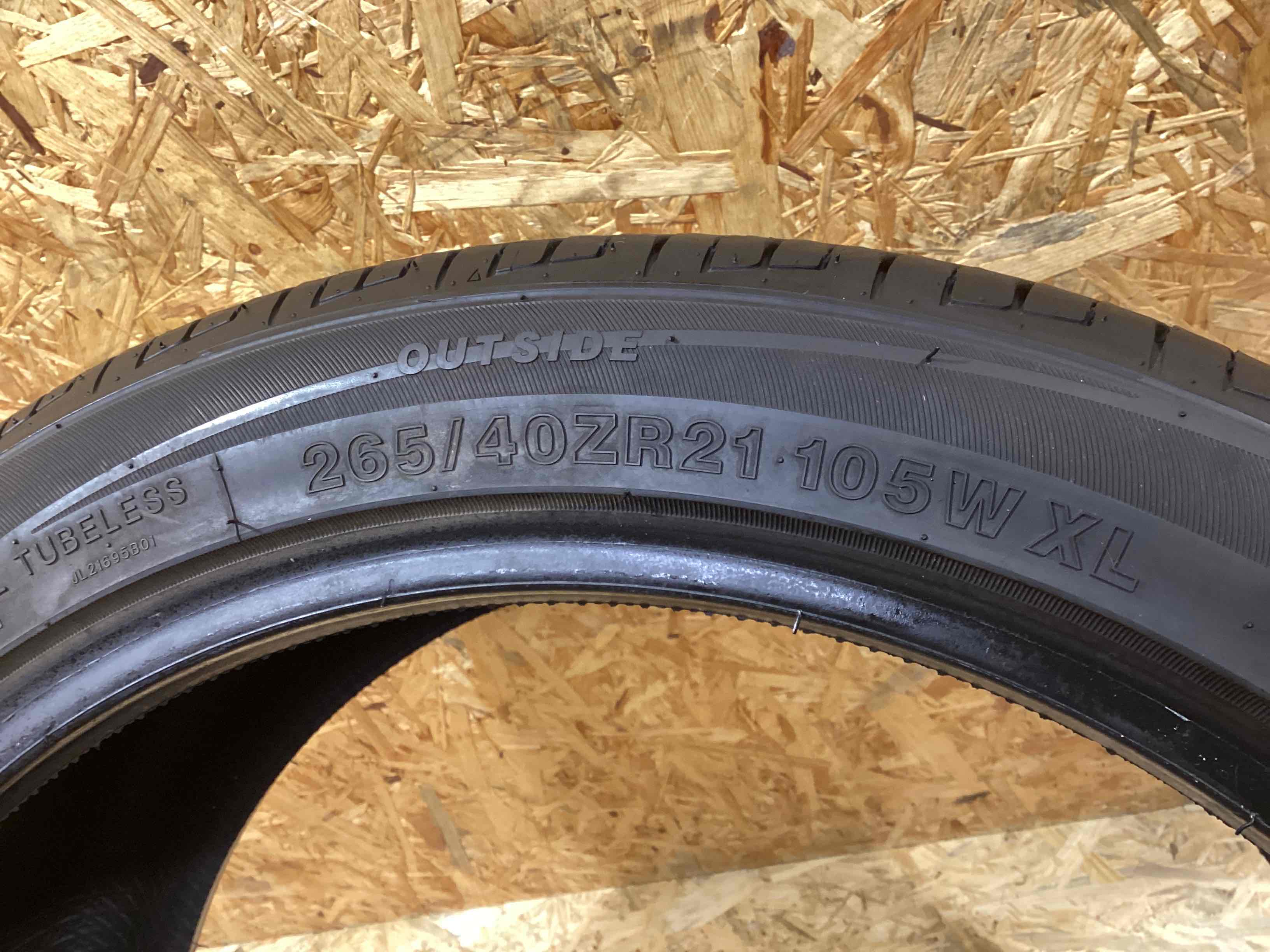 Колесо запасное, держатель, кронштейн, обшивка Porsche Macan 101125-102