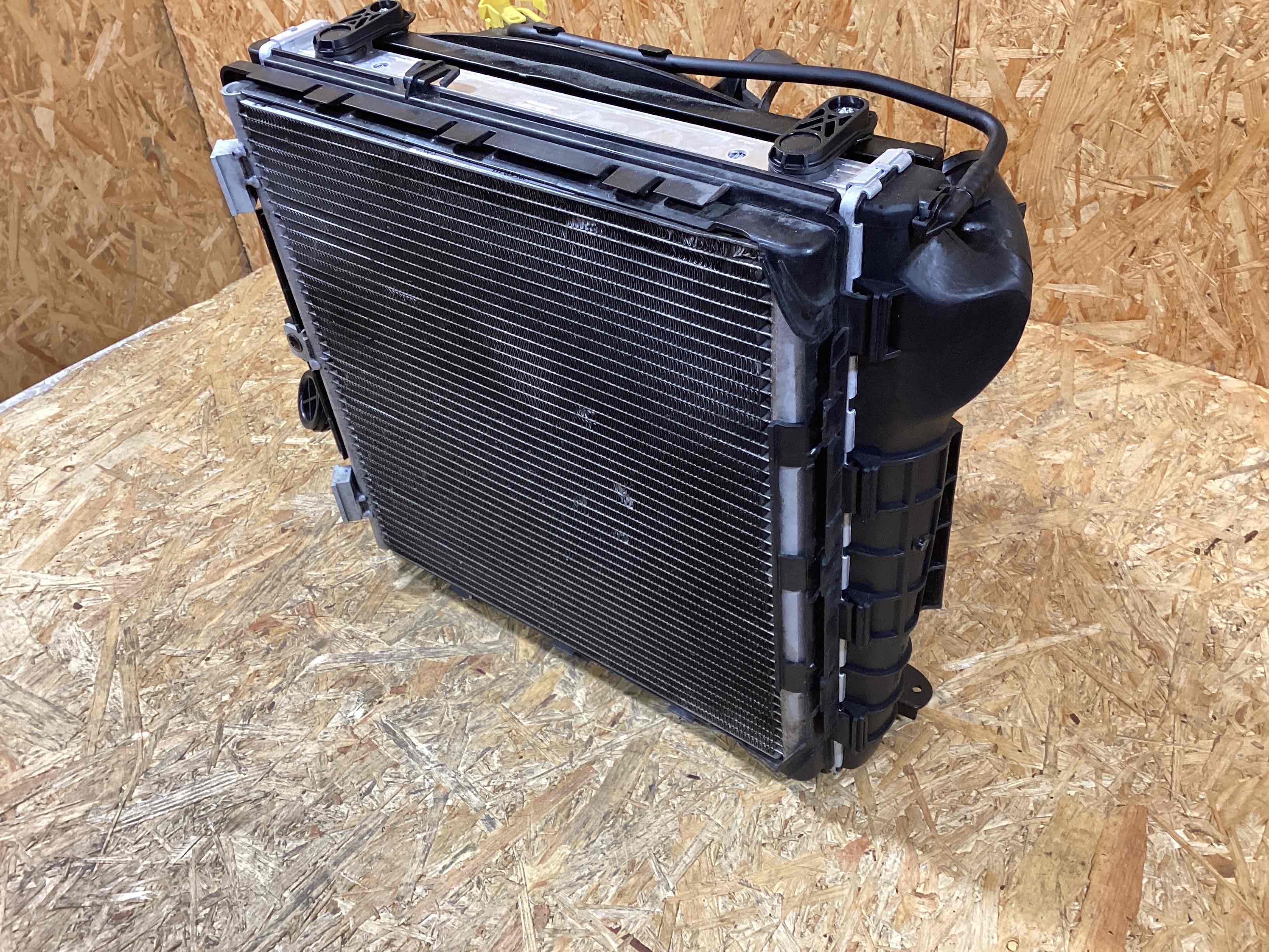 Вентилятор радиатора, вентиляторы Porsche Boxster 718 101125-104