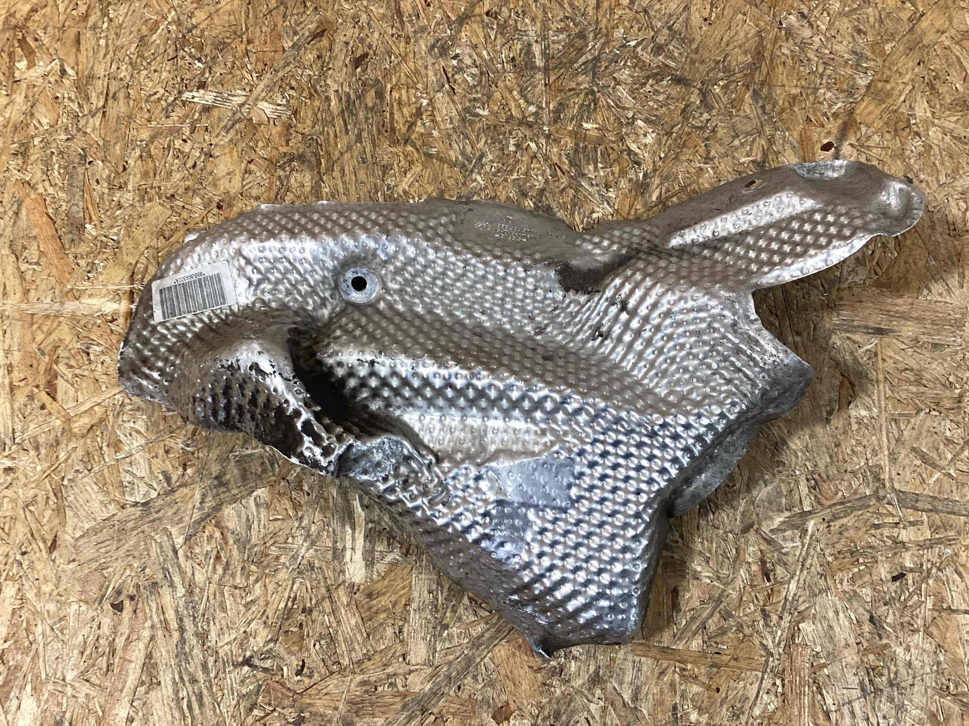 Теплоэкран, пластиковые изоляторы Porsche Macan 101125-115