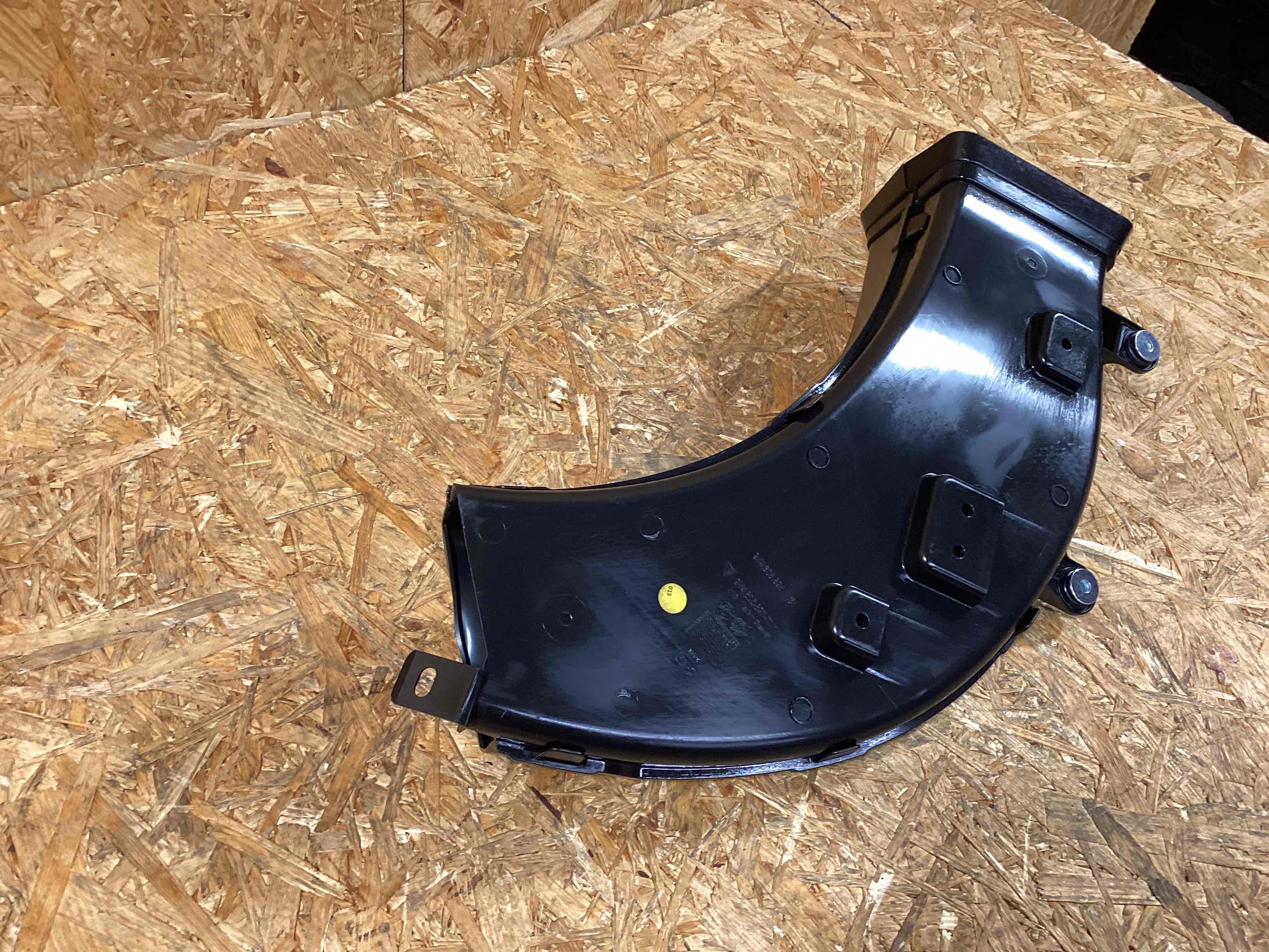 Воздуховод Porsche Cayenne 101225-109