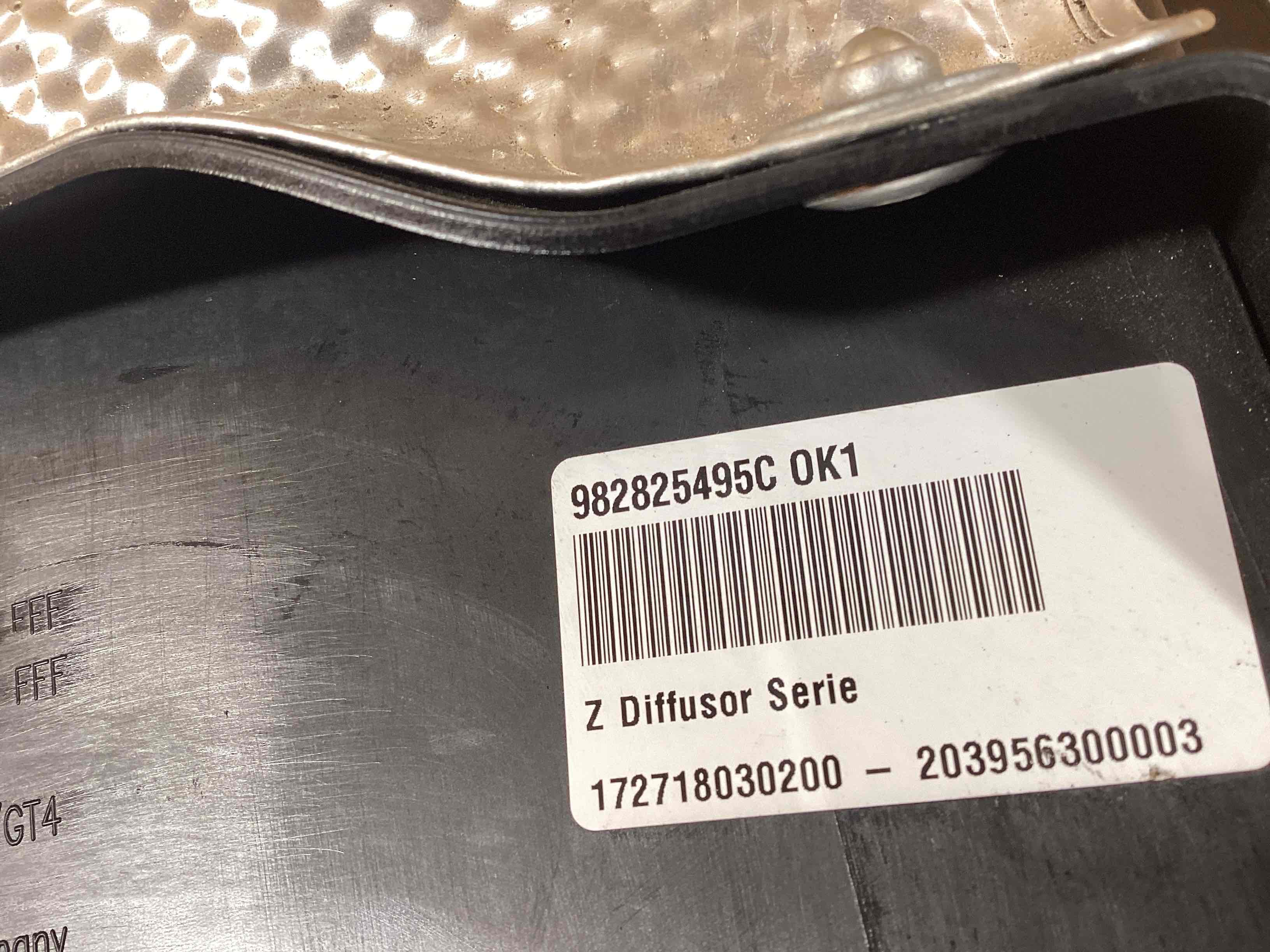 Бампер задний Porsche Boxster 718 101225-120