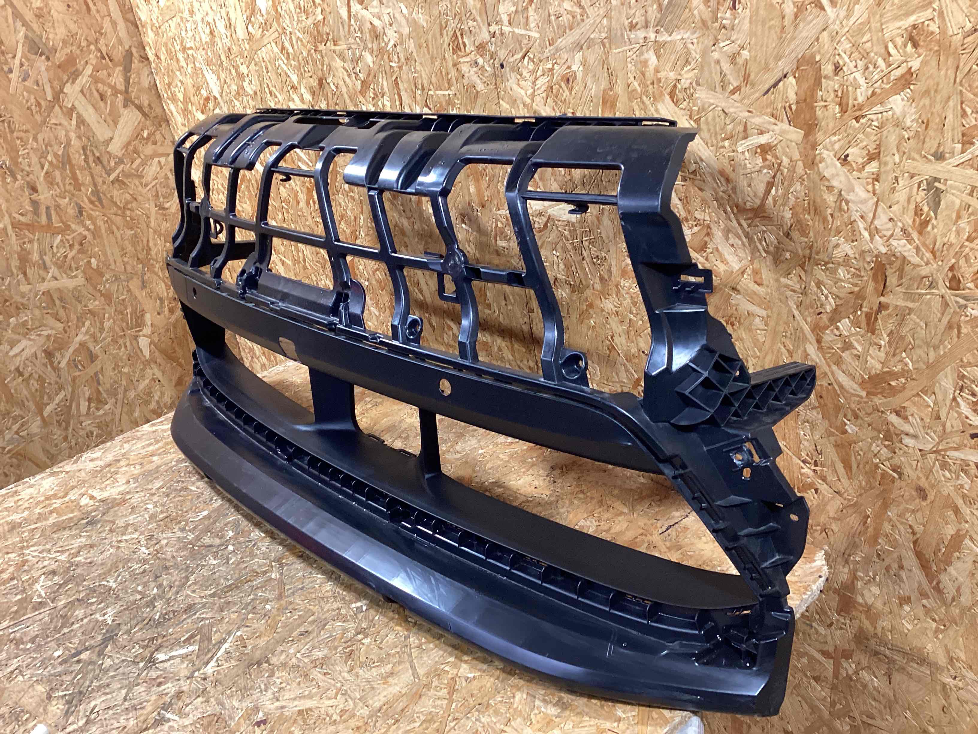 Заглушка, вставка (решетка) в бампер Porsche Macan 110226-101