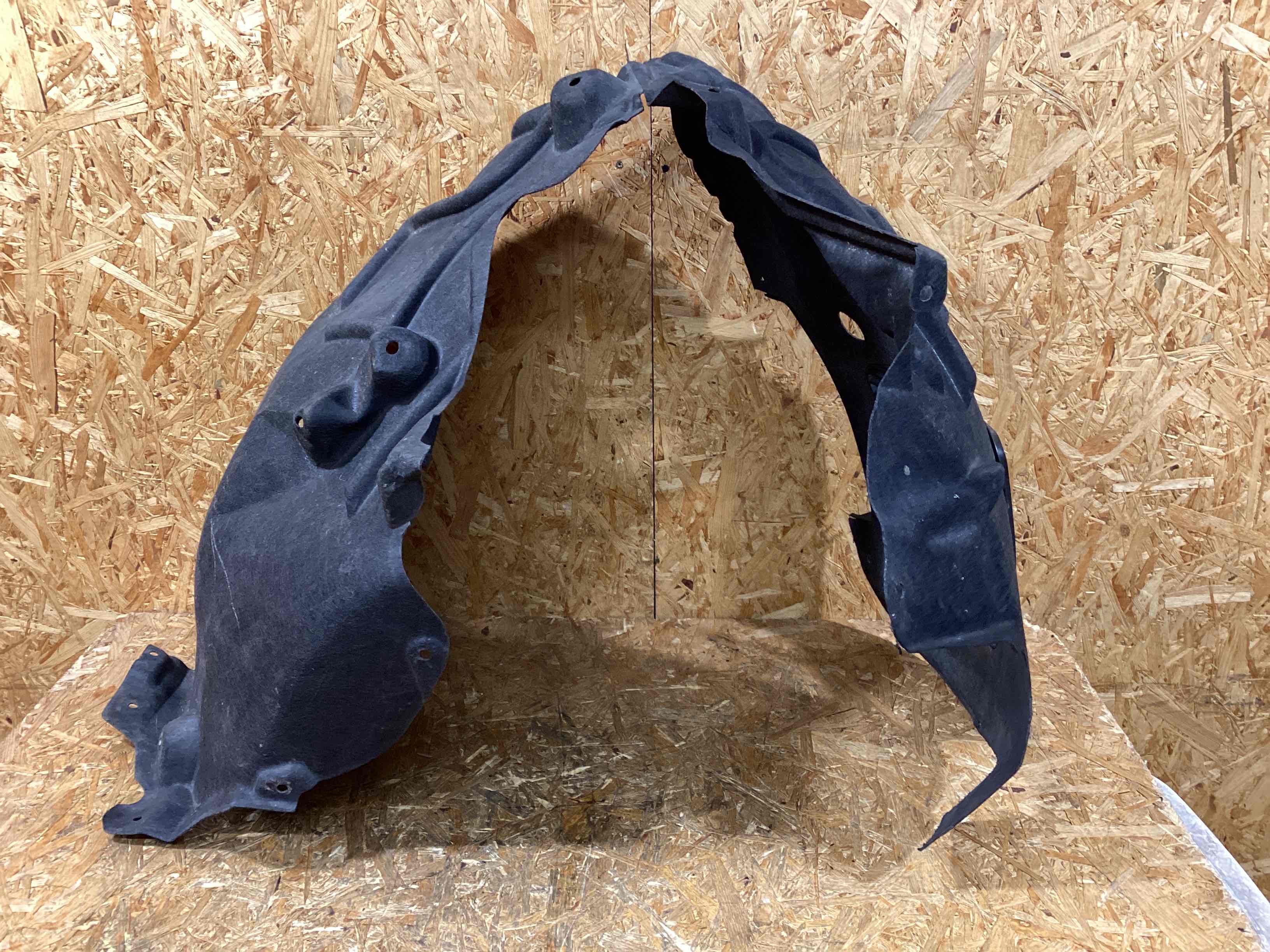 Защита арок передняя левая (подкрылок) Porsche Cayenne 110226-103