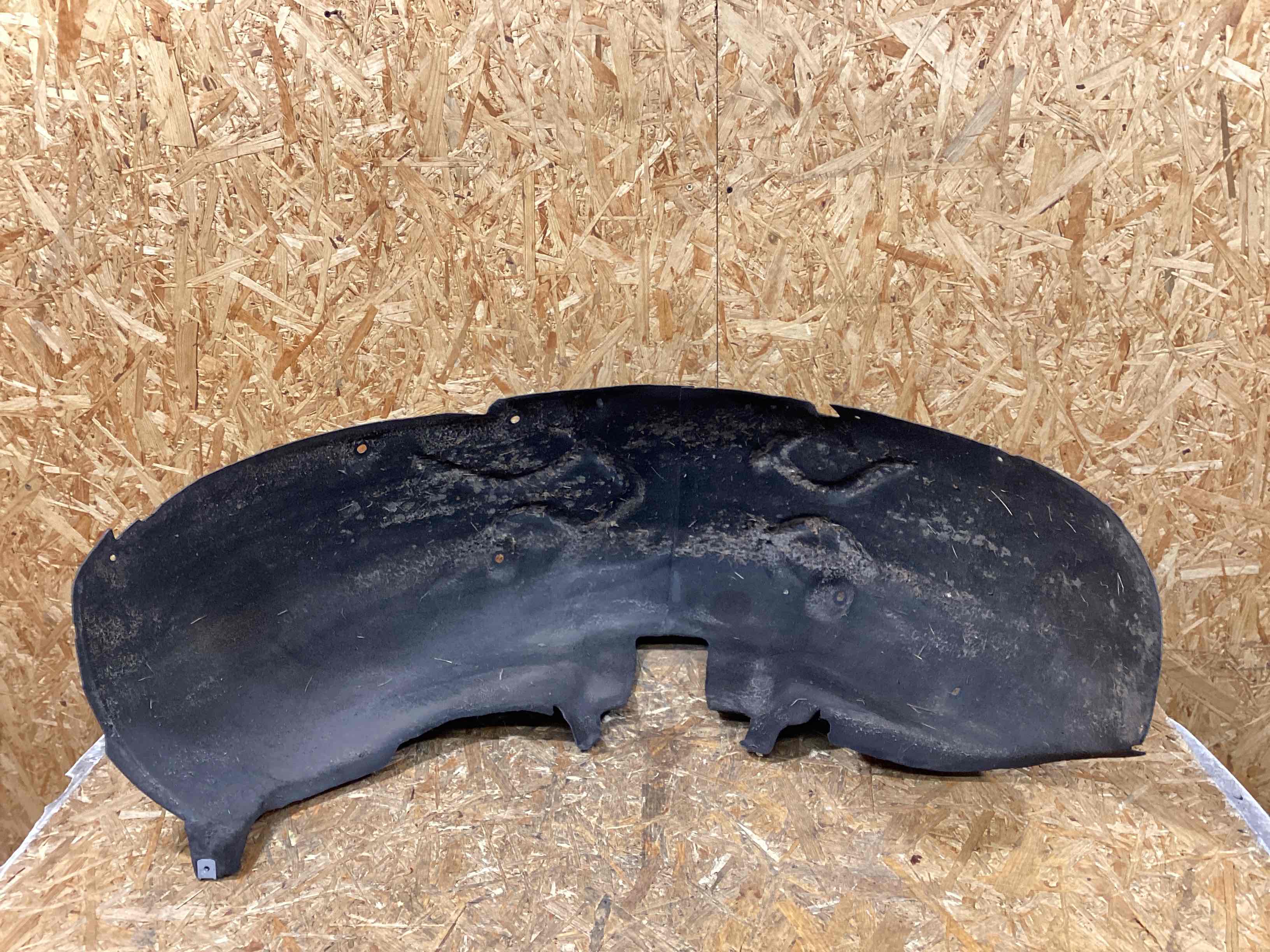 Защита арок задняя левая (подкрылок) Porsche Macan 110226-106