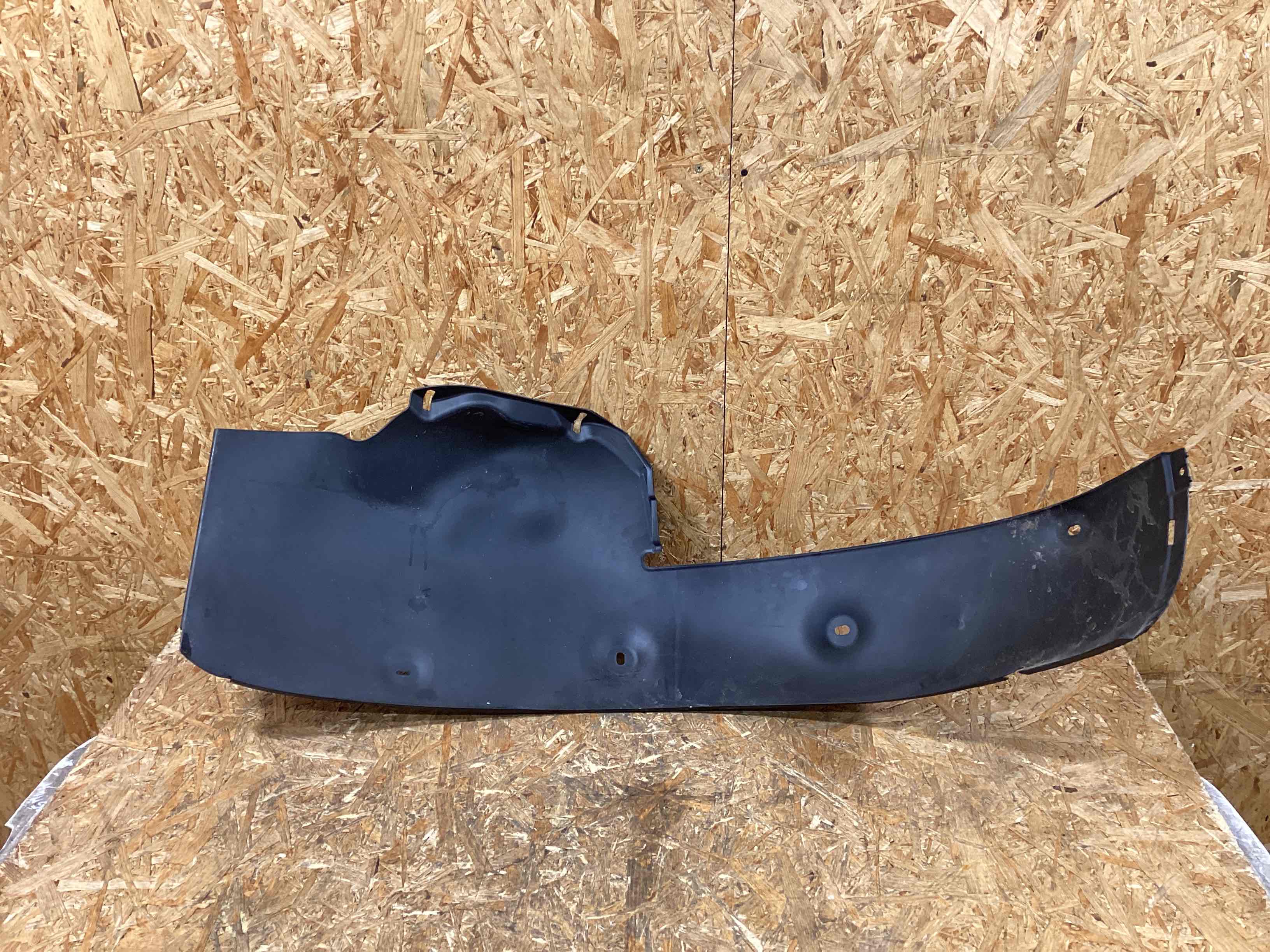 Защита арок задняя правая (подкрылок) Porsche 911 110226-107