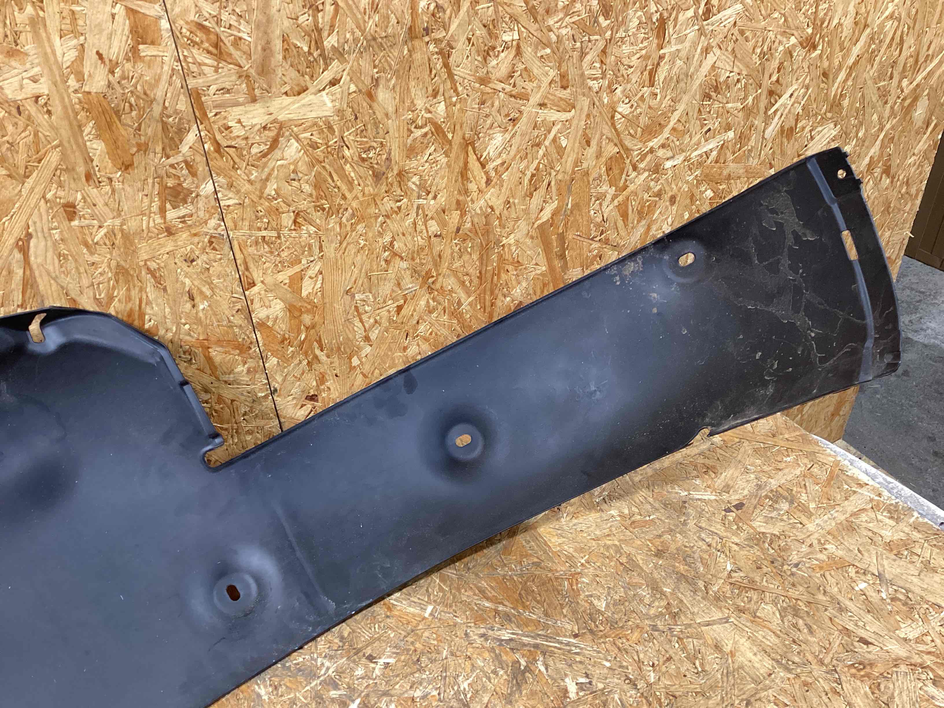 Защита арок задняя правая (подкрылок) Porsche 911 110226-107