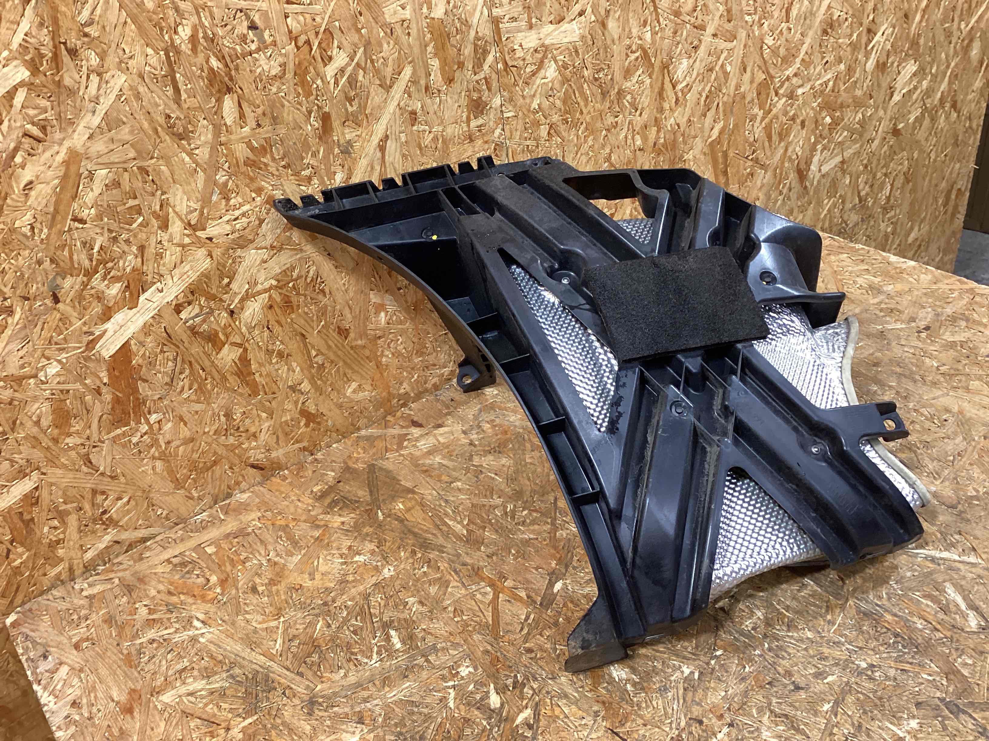 Крепление бампера Porsche 911 110226-110