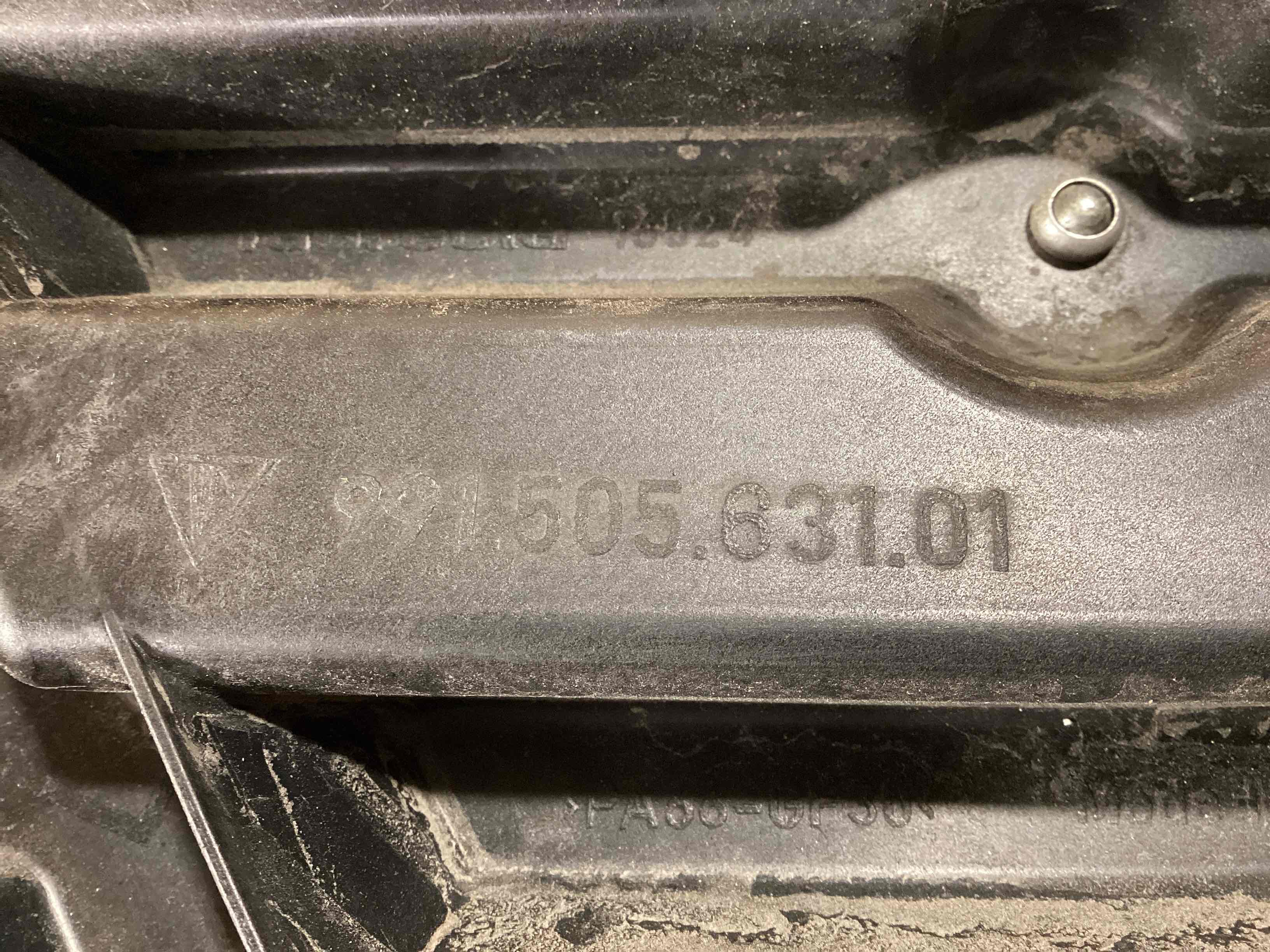 Крепление бампера Porsche 911 110226-110