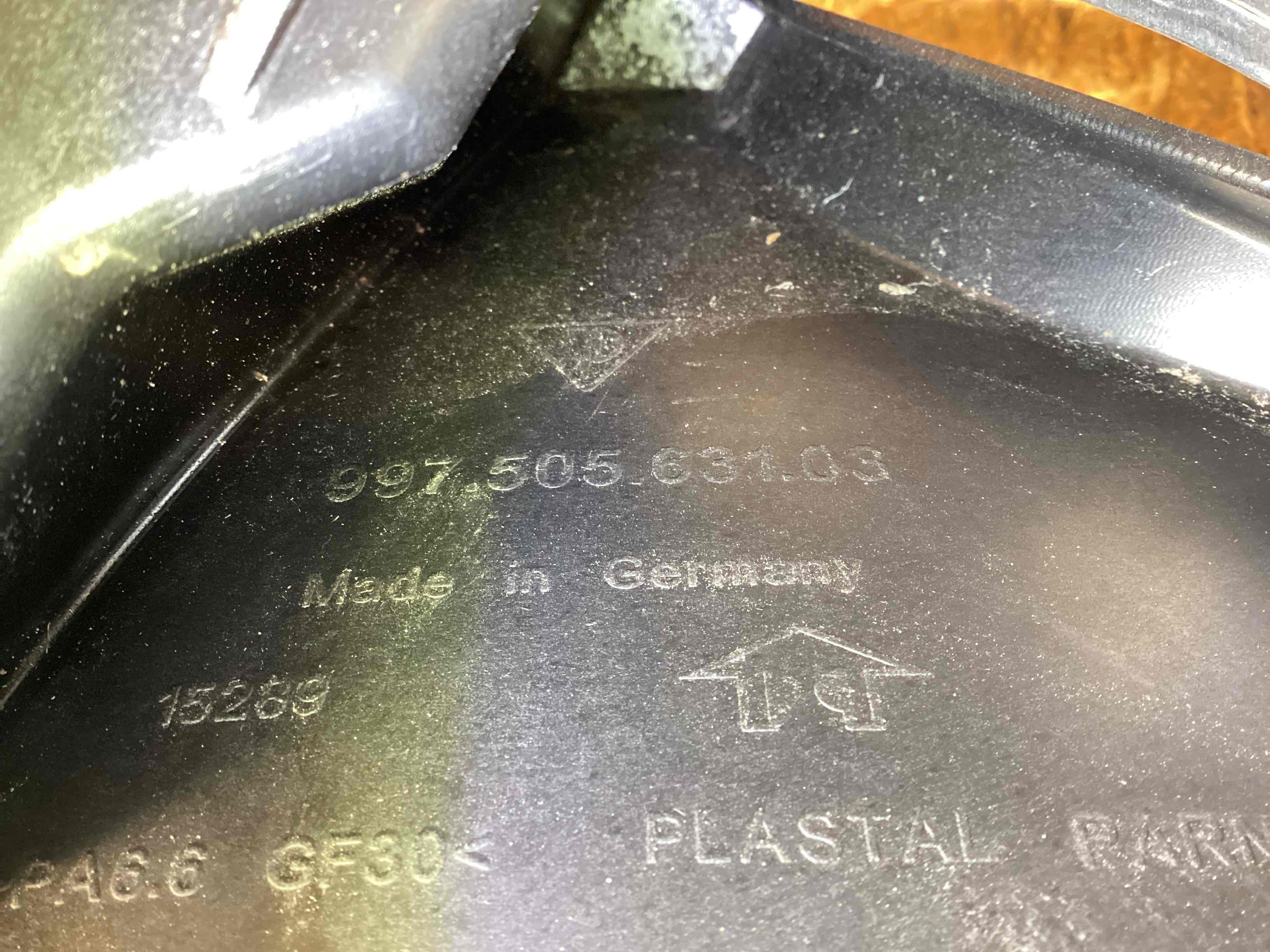 Крепление бампера Porsche 911 110226-111