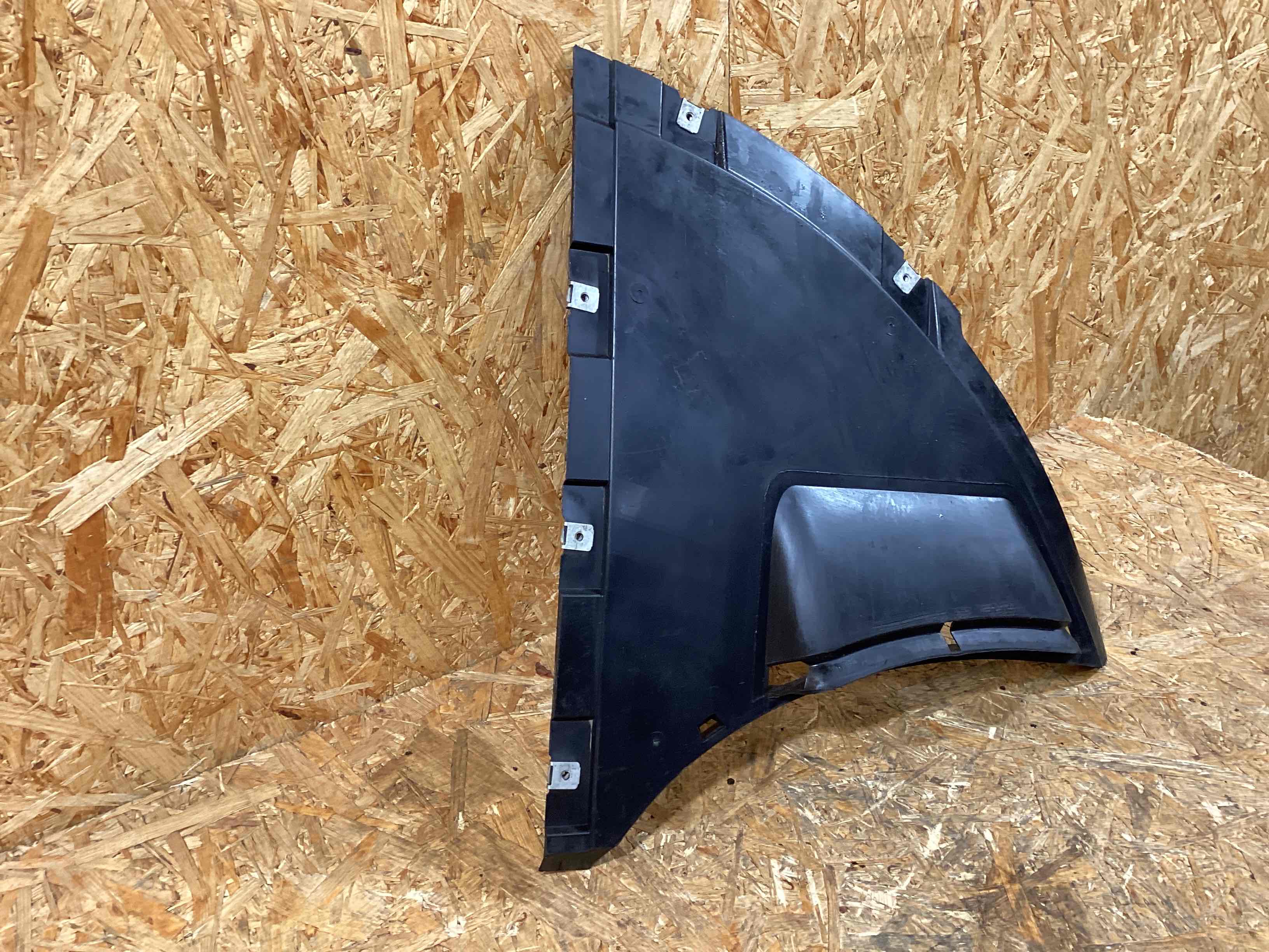 Защита арок передняя левая (подкрылок) Porsche Taycan 110226-114