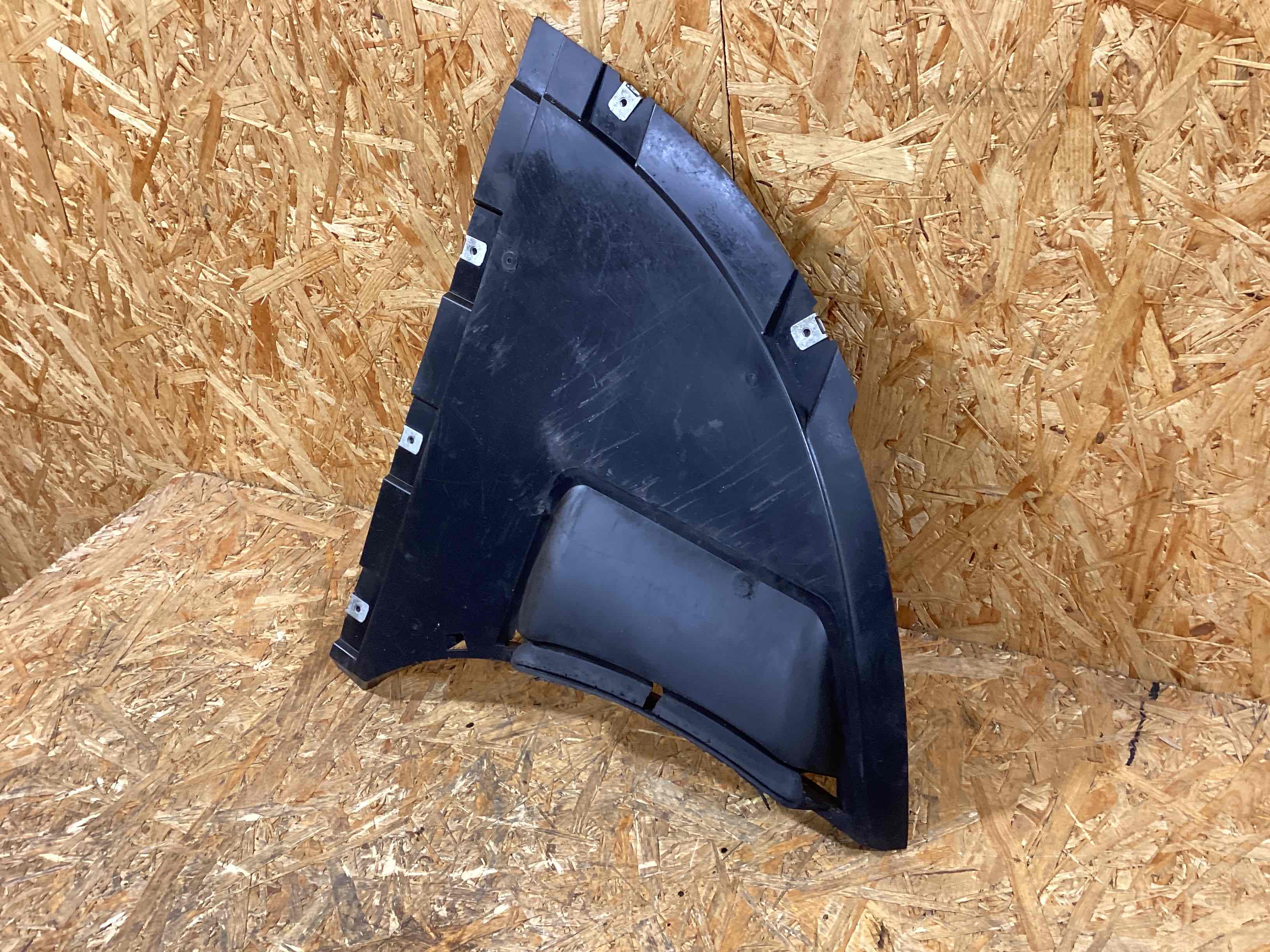 Защита арок передняя левая (подкрылок) Porsche Taycan 110226-116