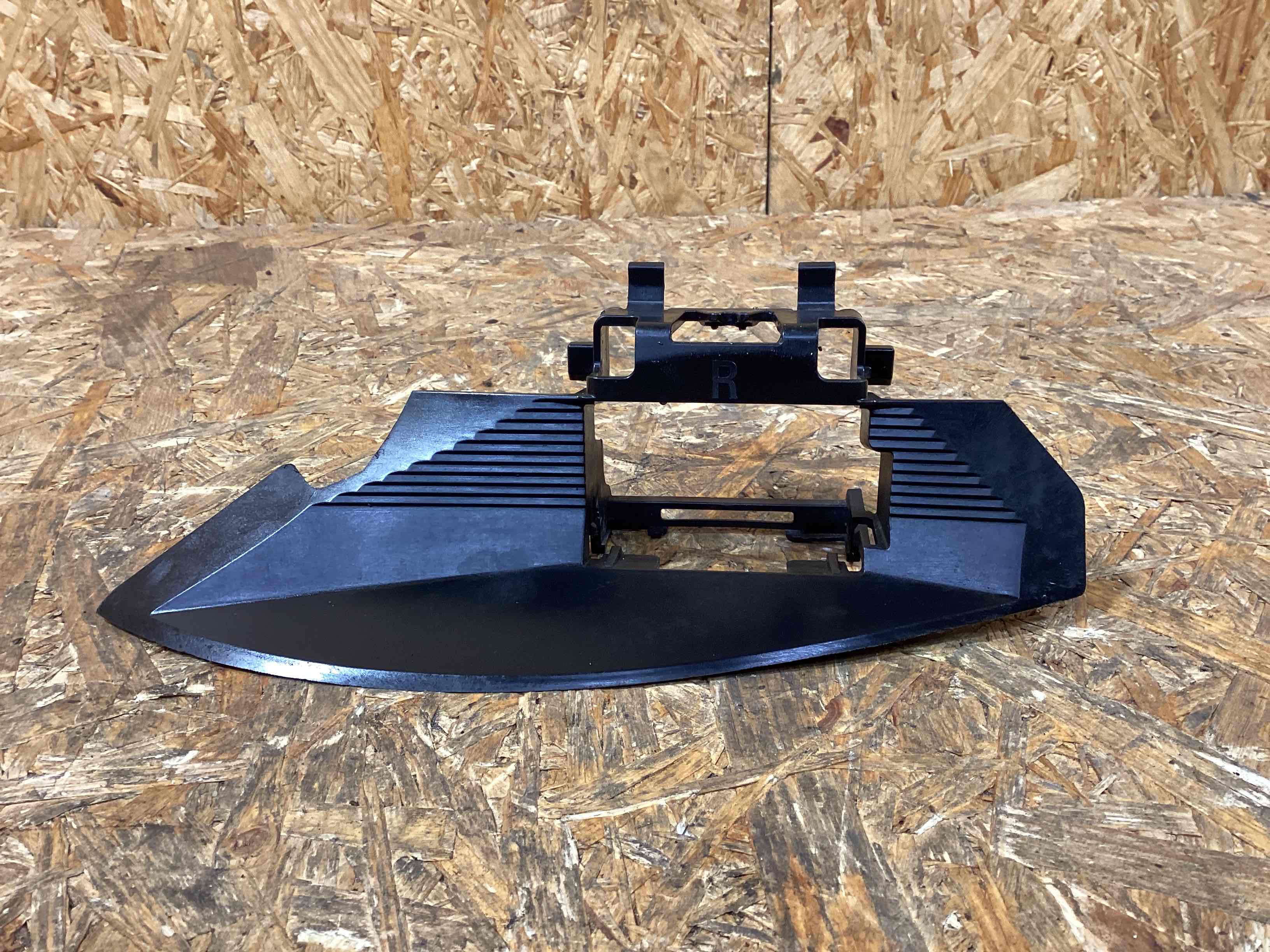 Крепление, кронштейн Porsche Macan 110226-118