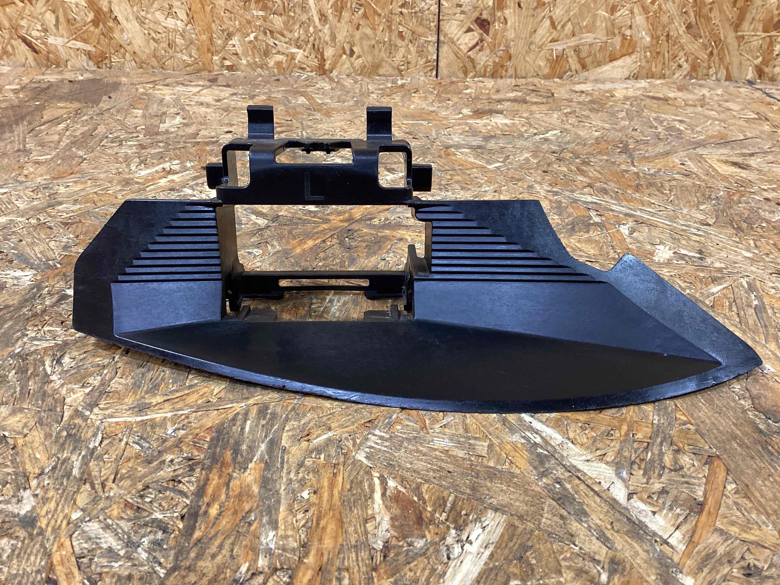 Крепление, кронштейн Porsche Macan 110226-119