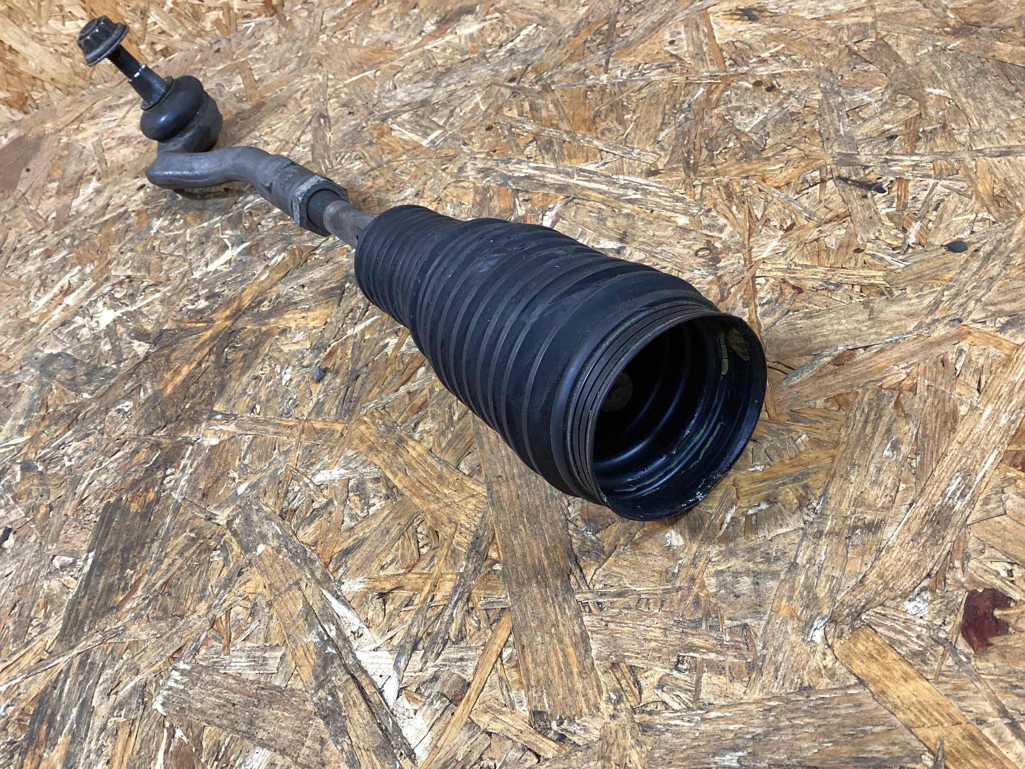 Наконечник рулевой Porsche Macan 110226-125