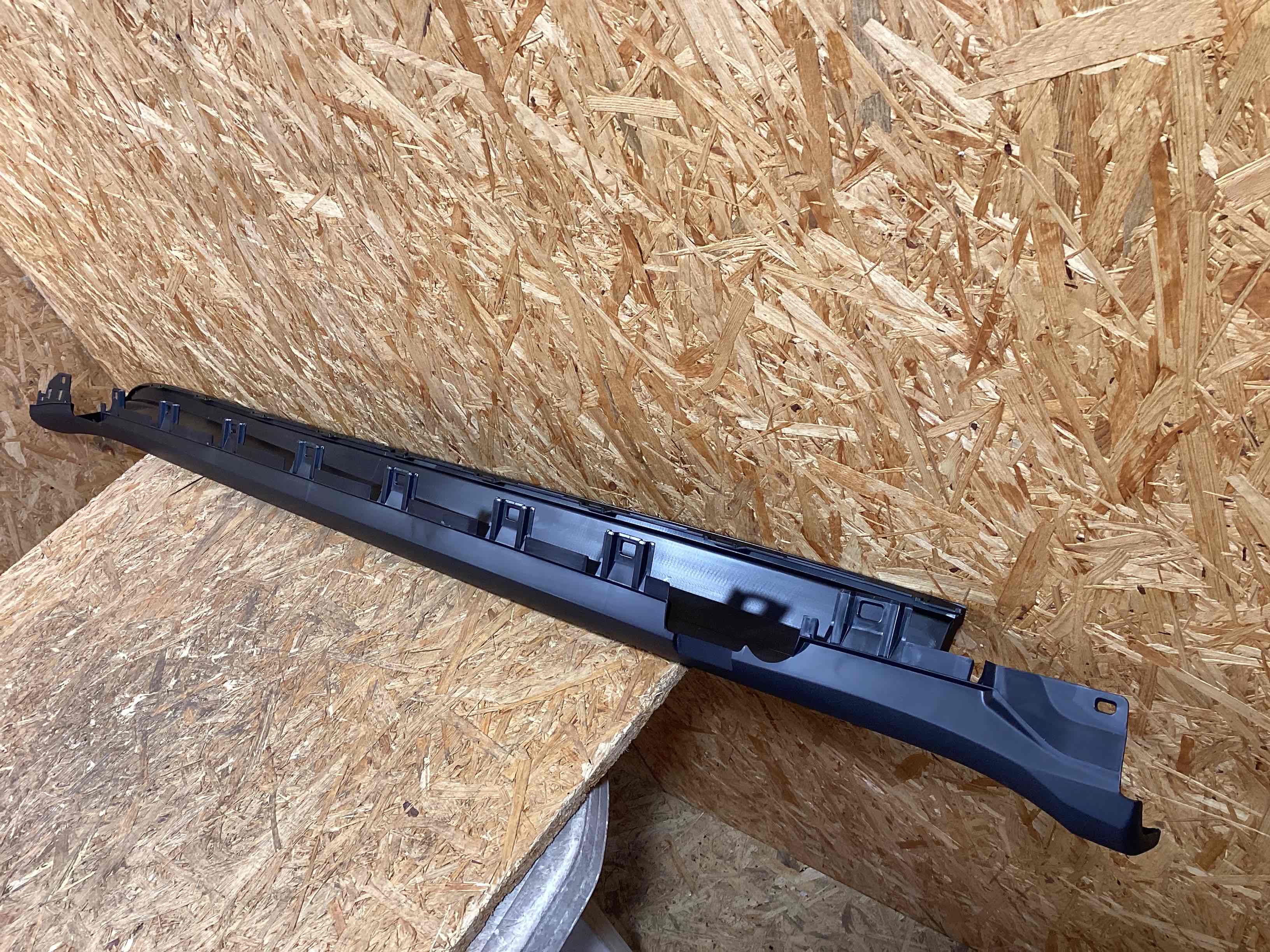 Порог левый Porsche Taycan 110326-103