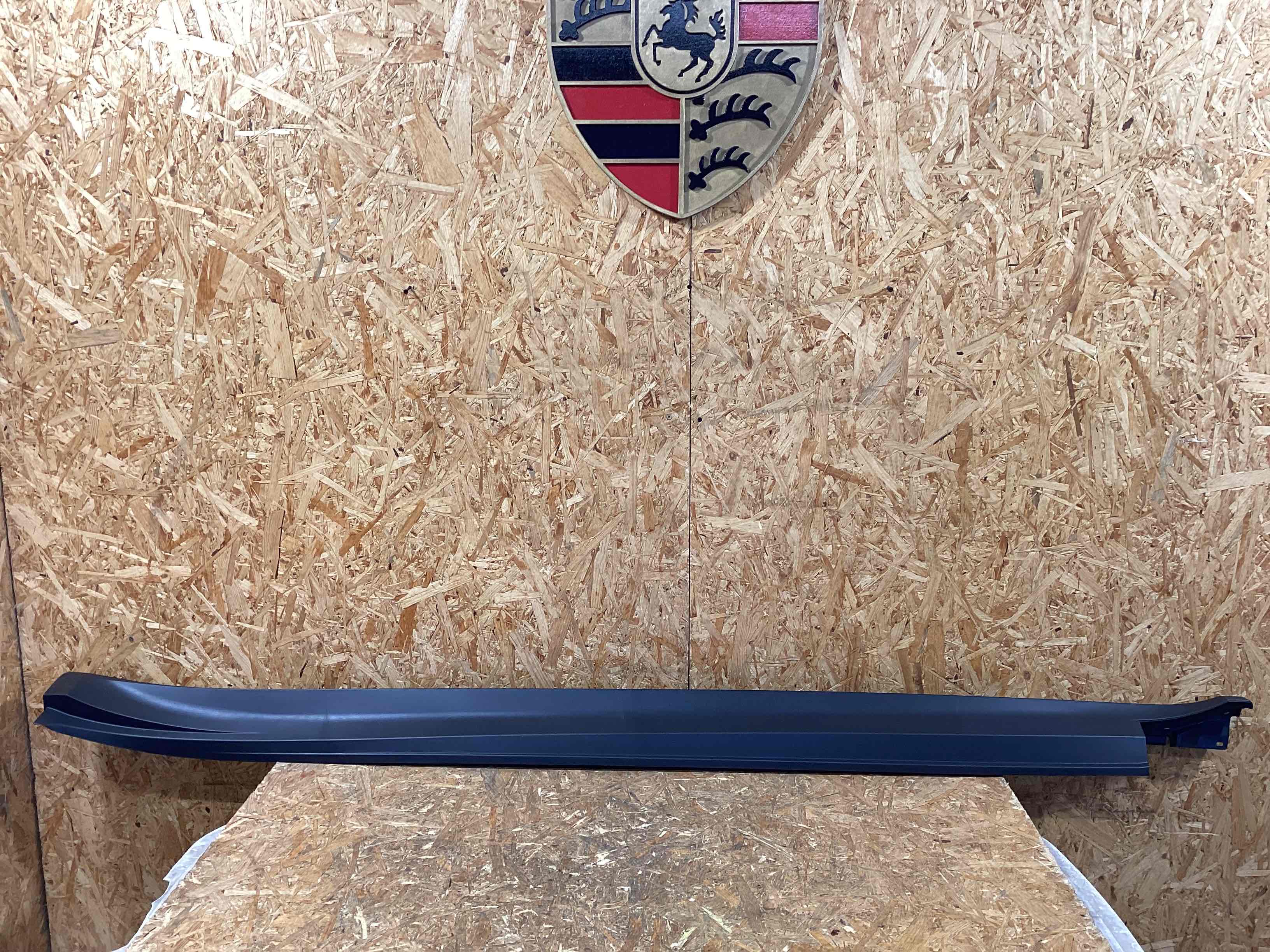 Порог левый Porsche Taycan 110326-103