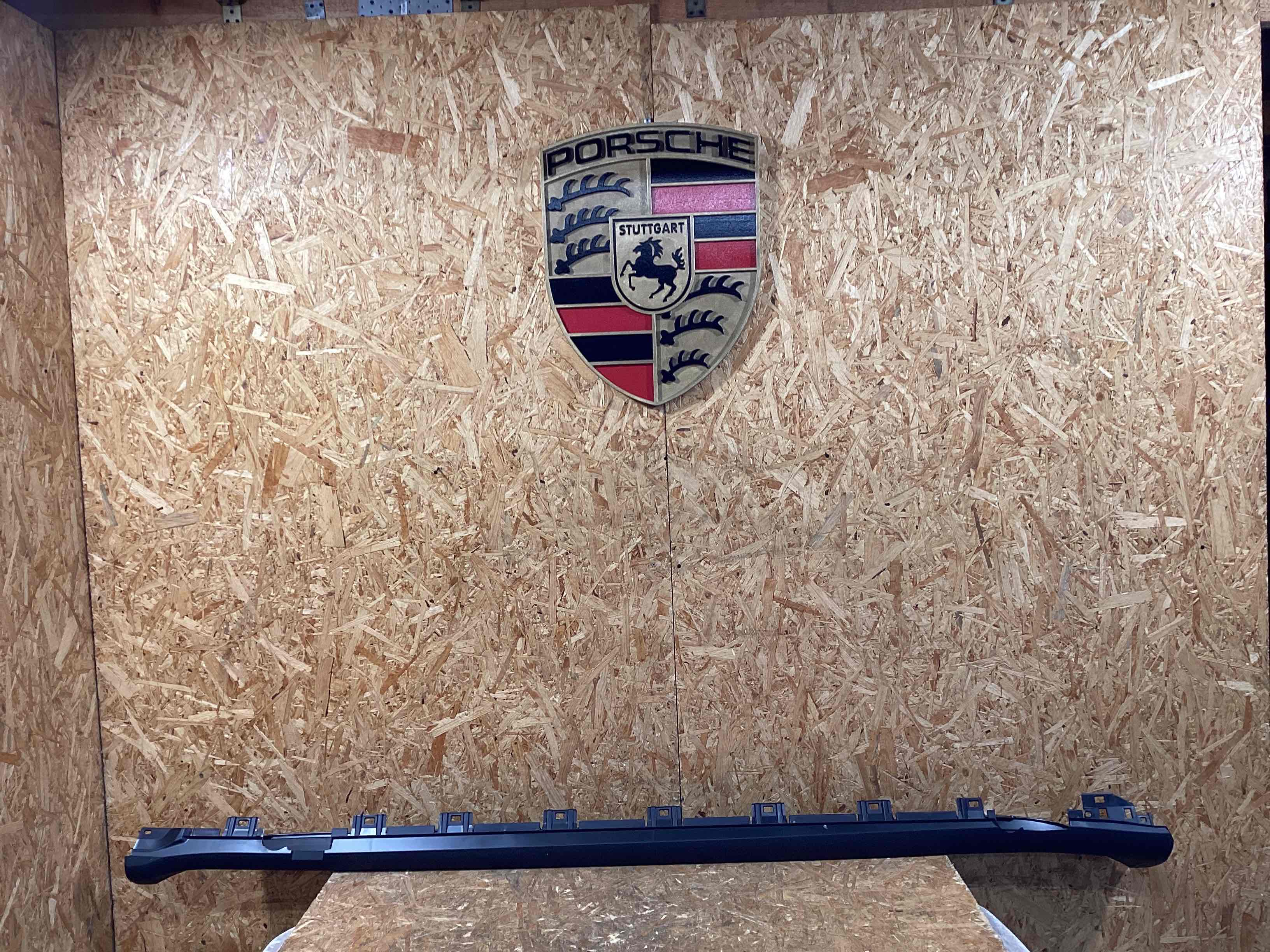 Порог правый Porsche Taycan 110326-107