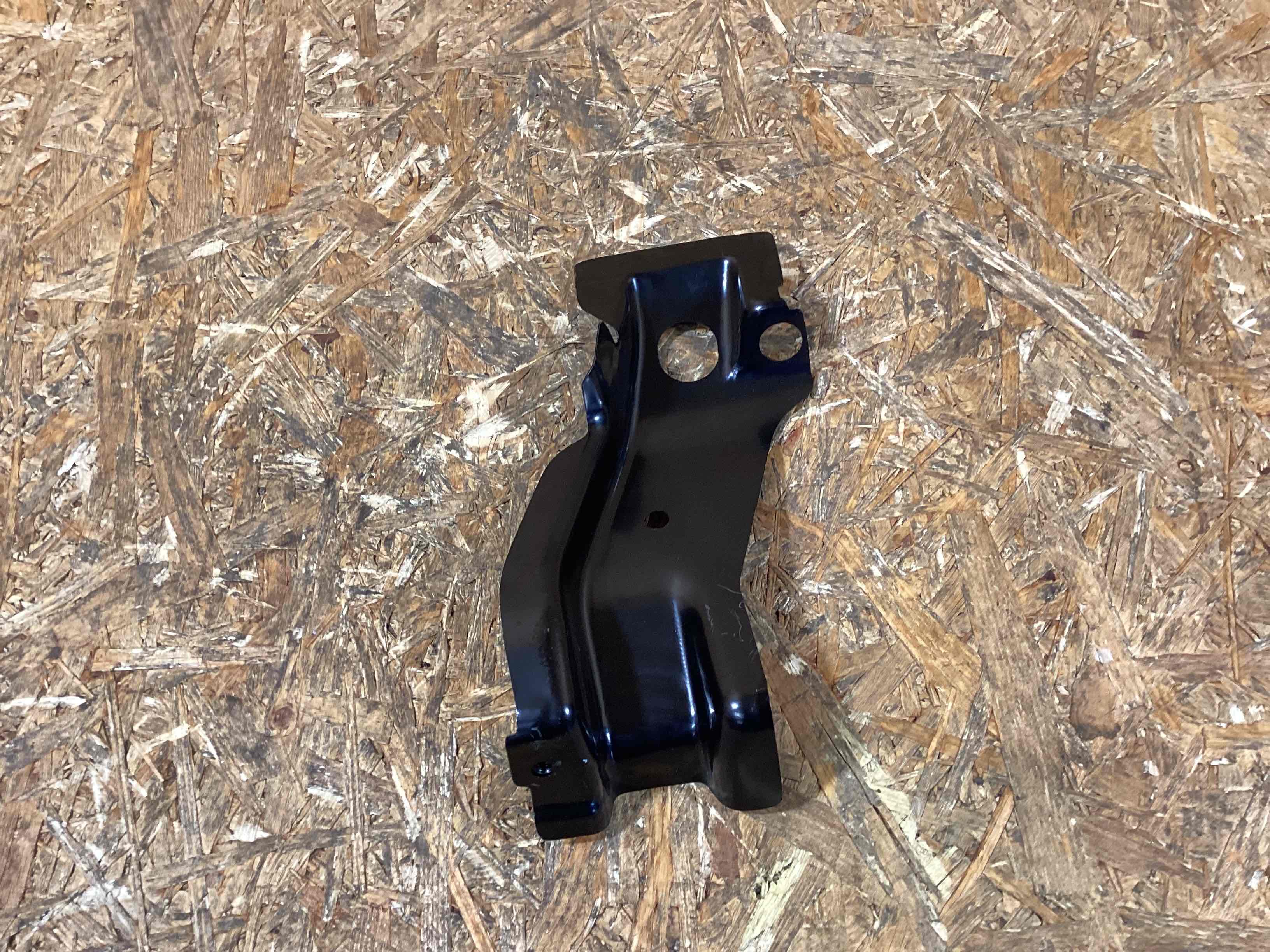 Крепление, кронштейн Porsche Macan 110326-119