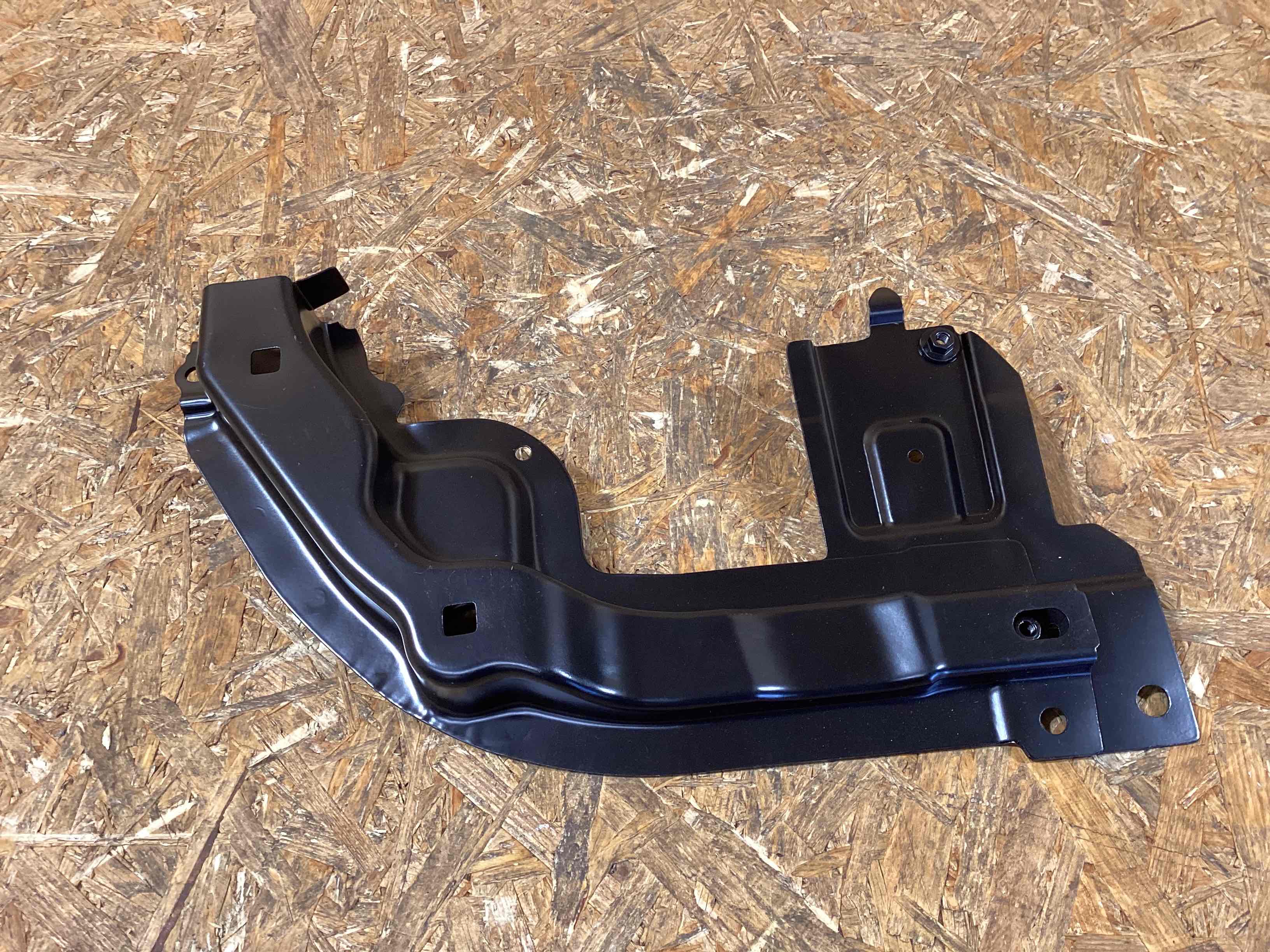 Лонжерон левый Porsche Macan 110326-129