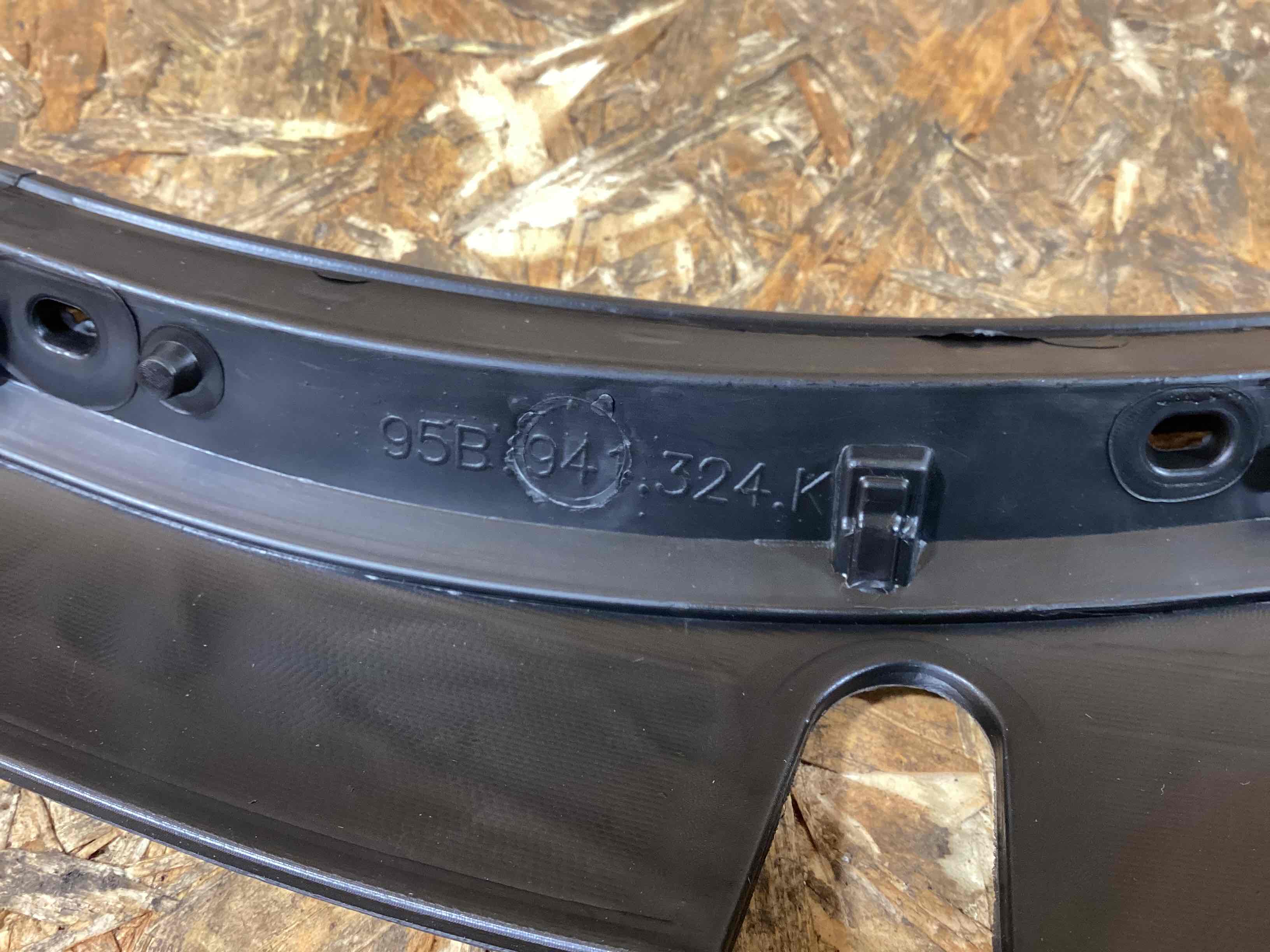 Уплотнитель, хомут Porsche Macan 110326-136