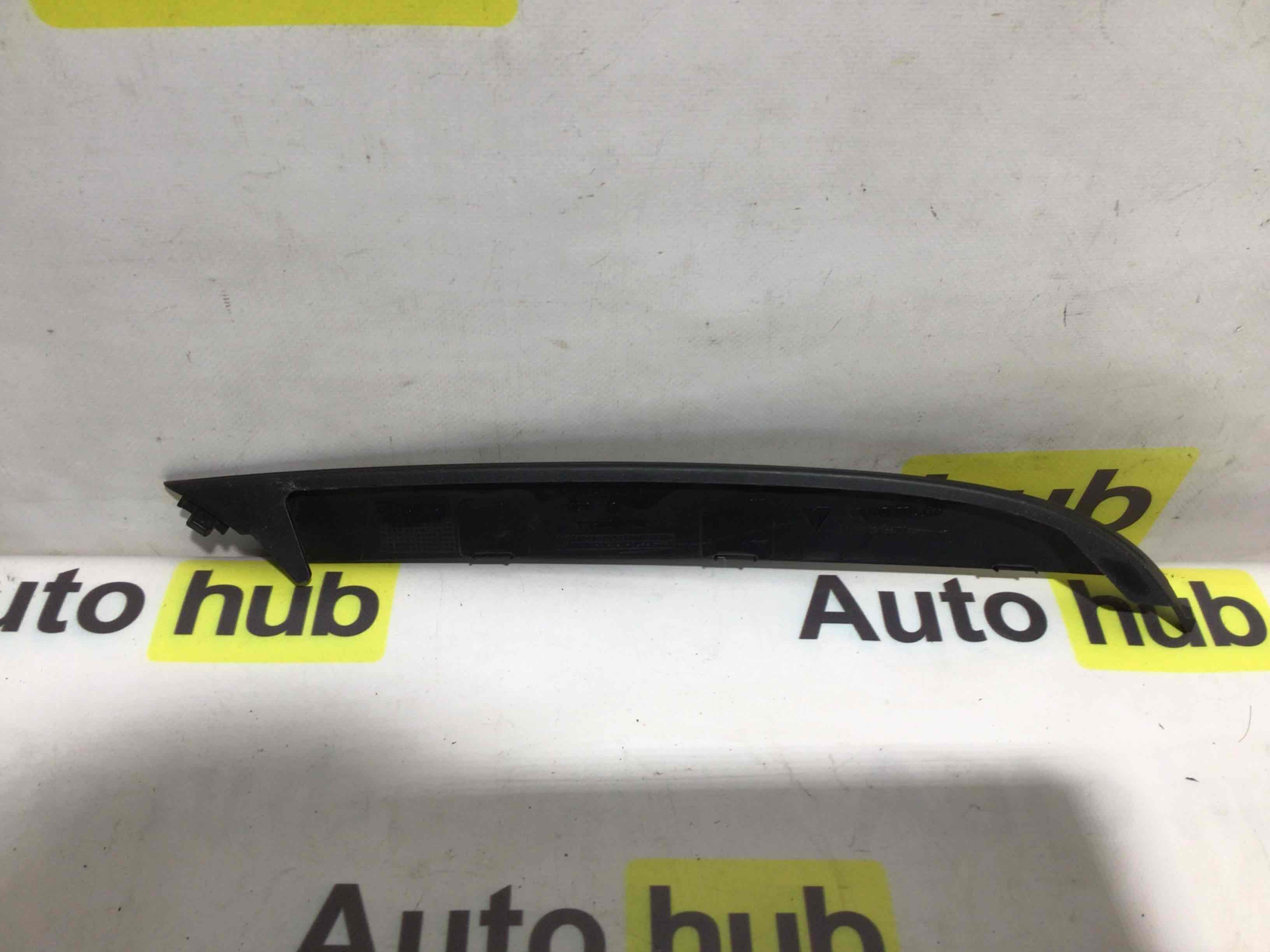 Накладка на бампер Porsche Panamera 110526-003