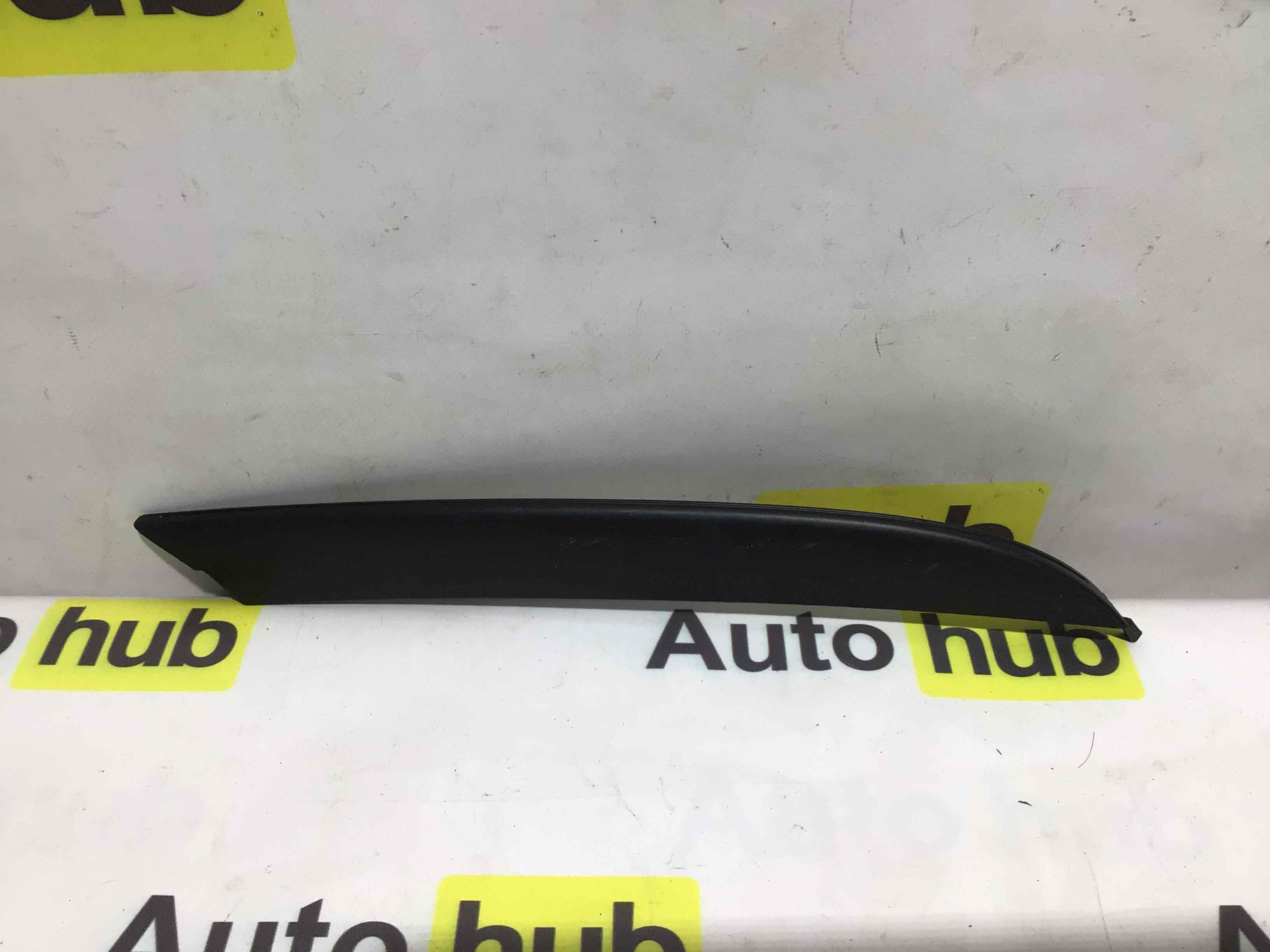 Накладка на бампер Porsche Panamera 110526-004