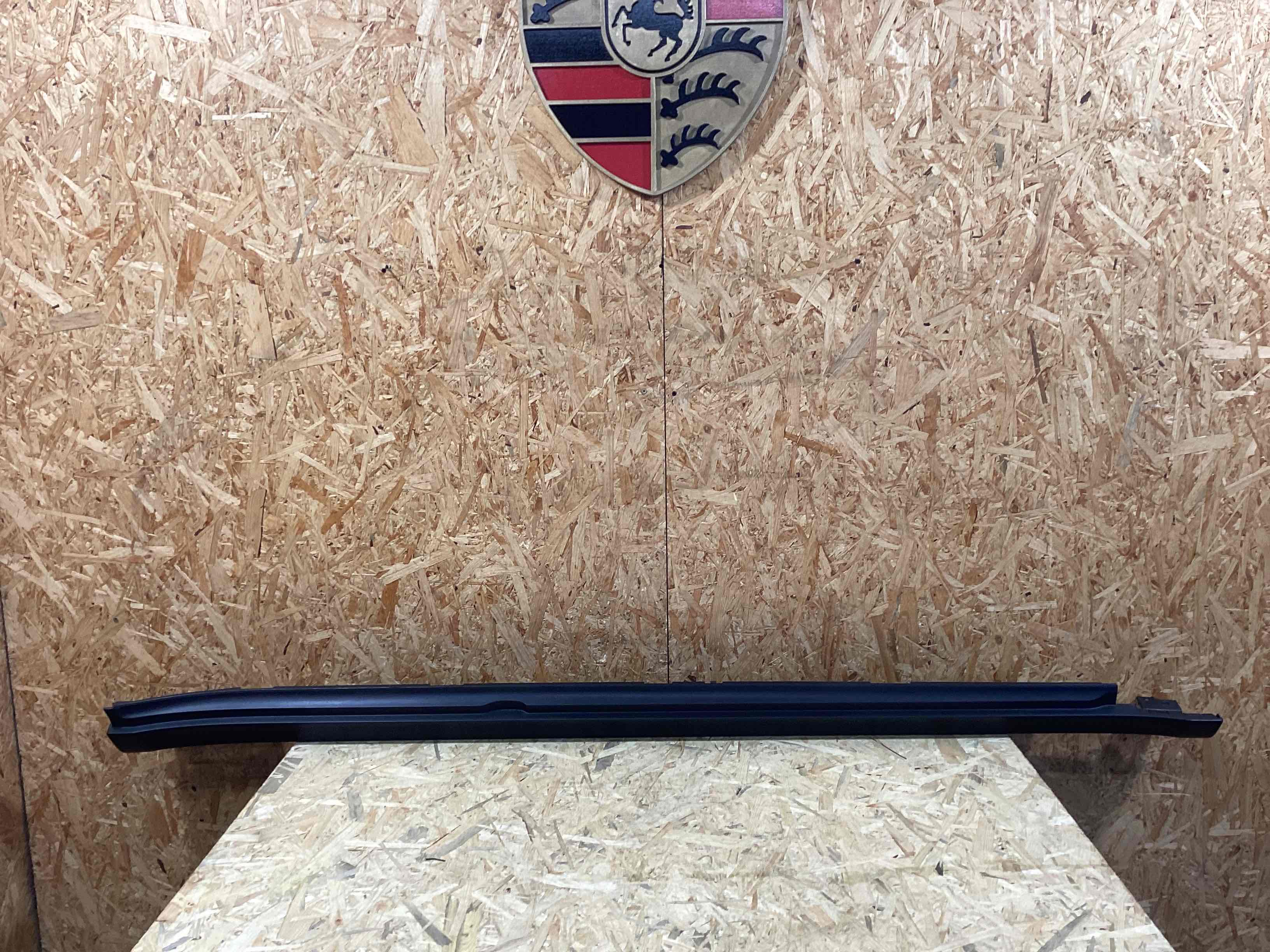 Порог правый Porsche Macan 110526-101