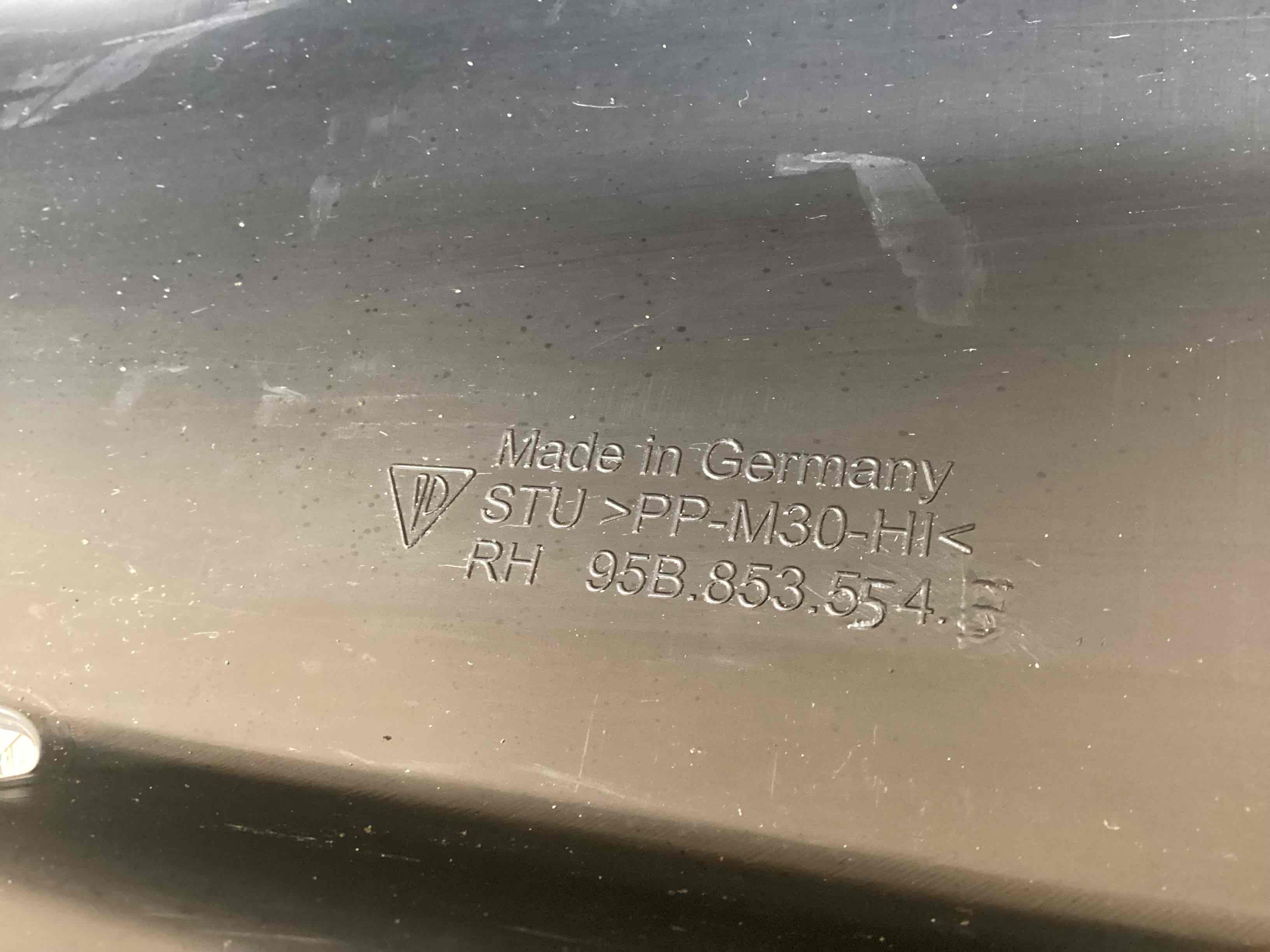 Порог правый Porsche Macan 110526-104