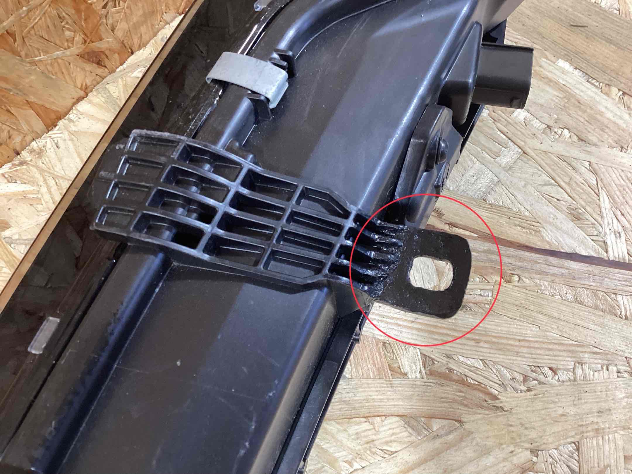 Фонарь стоп-сигнал Mercedes EQS 110526-122