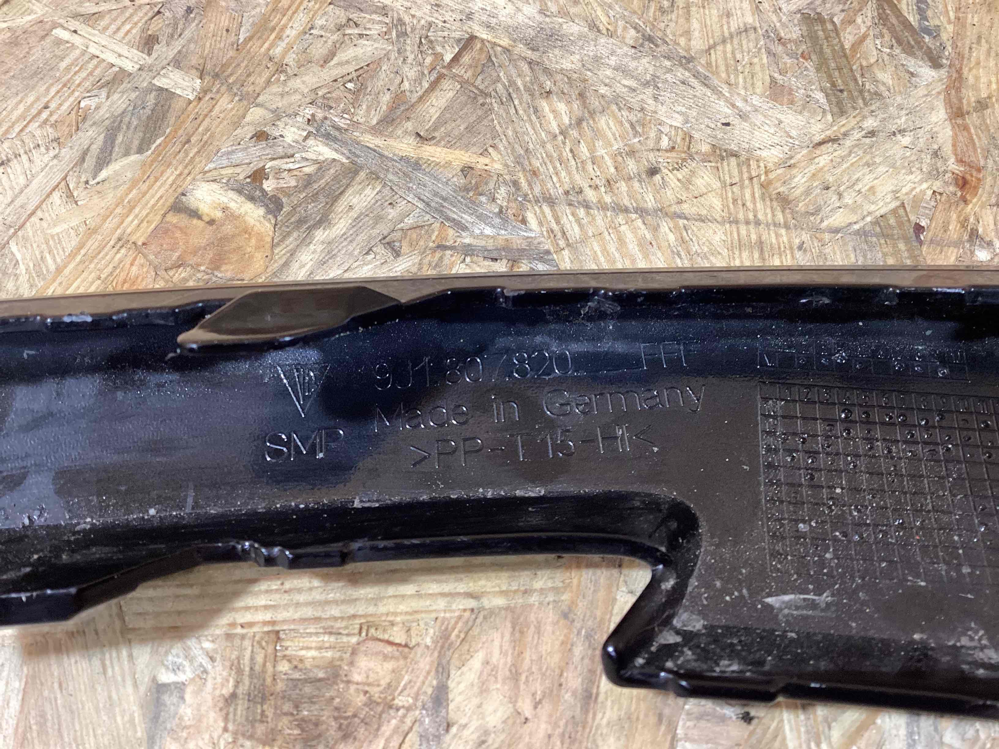 Заглушка, вставка (решетка) в бампер Porsche Taycan 110626-118