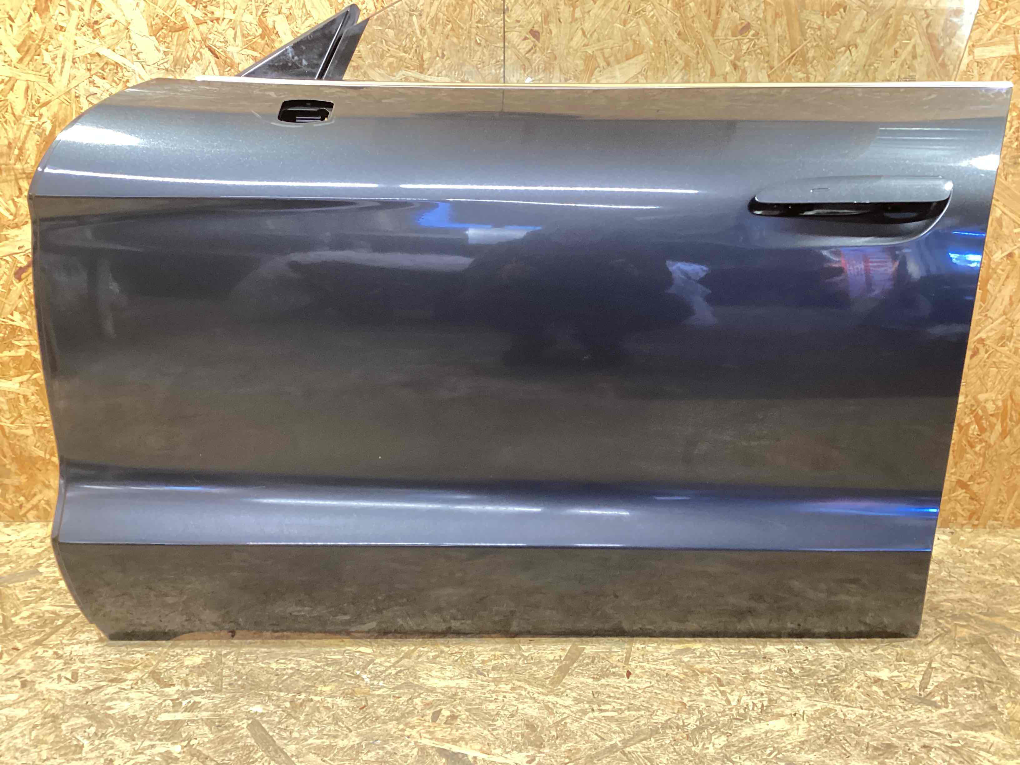 Дверь передняя левая Porsche Taycan 111225-101